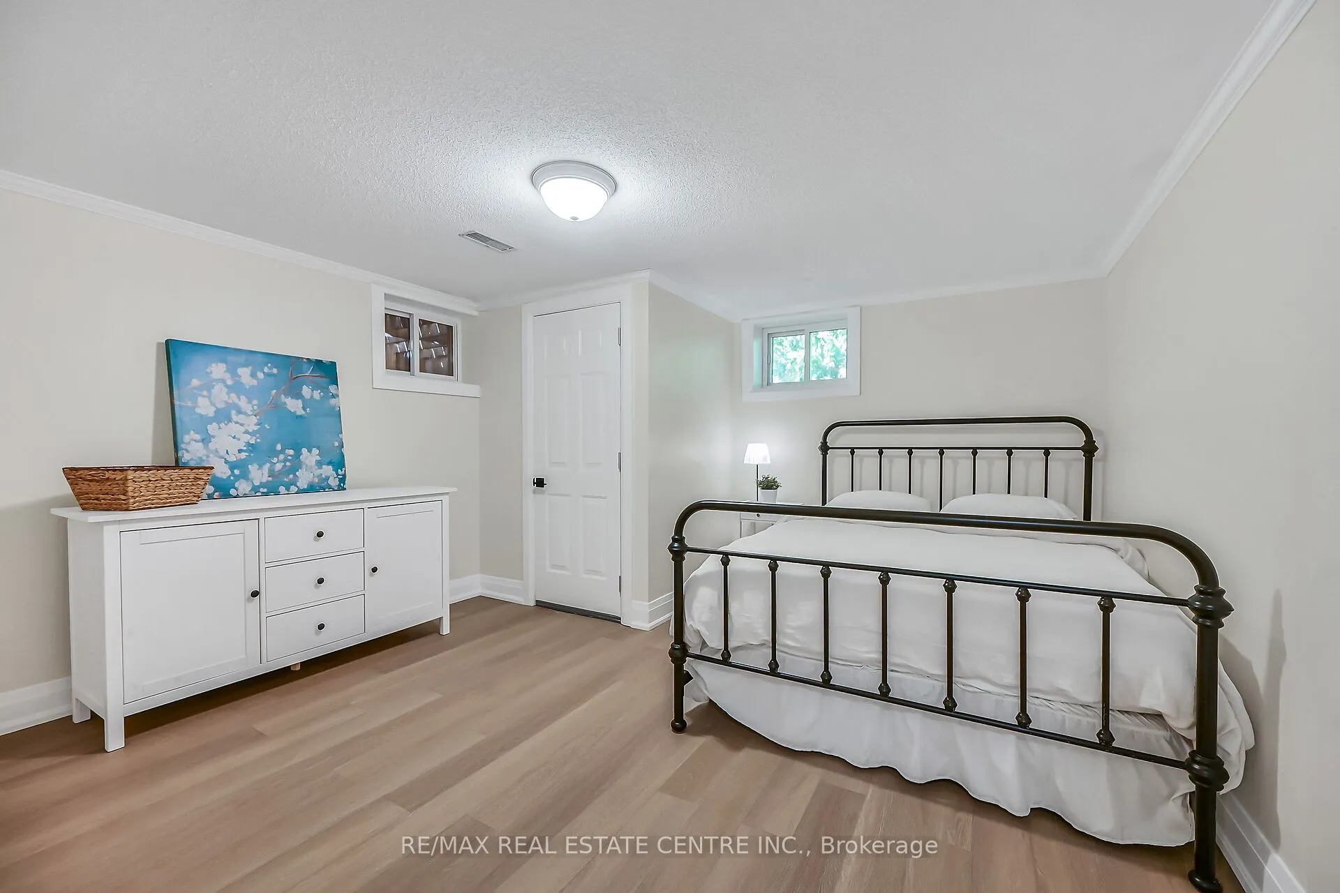 2121 Golf Club Road