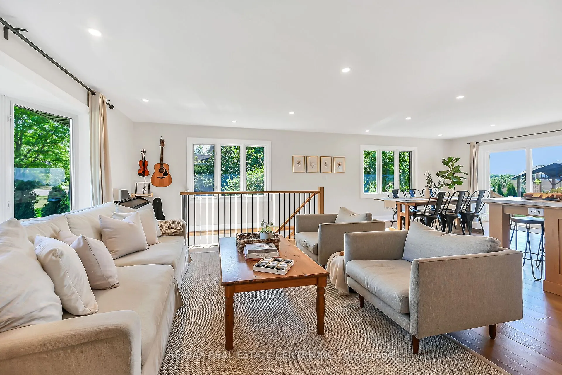 2121 Golf Club Road