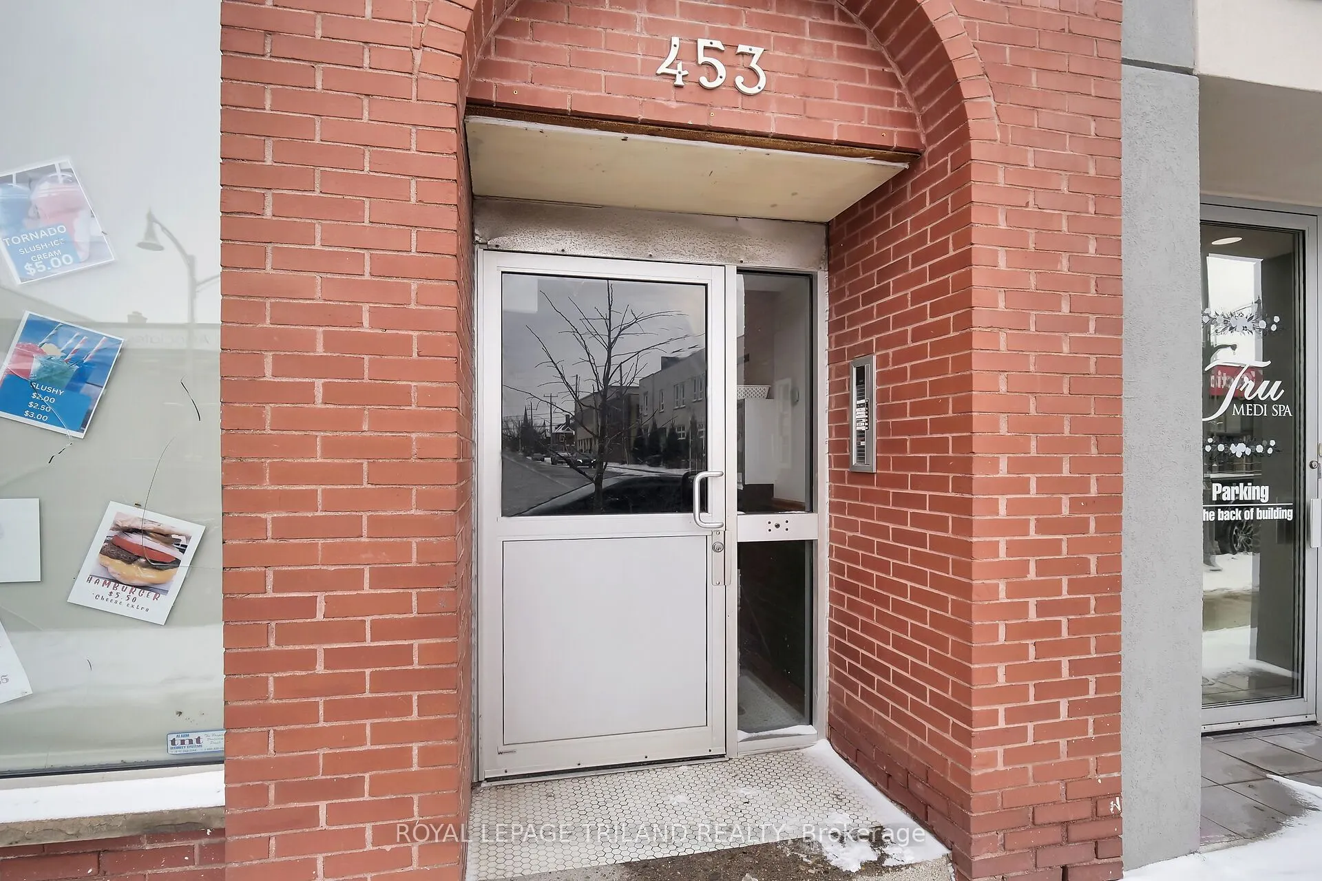 449 Talbot Street