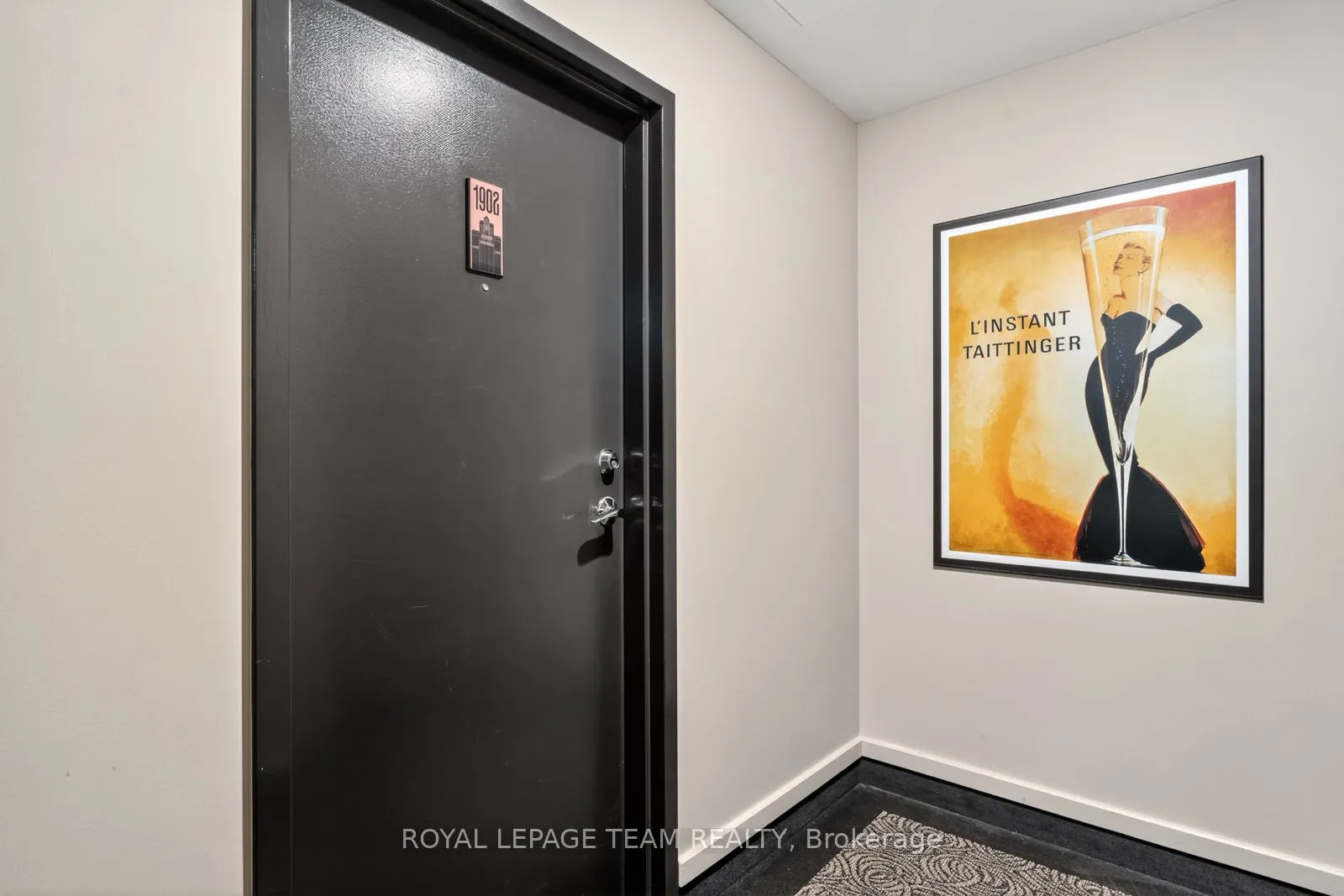 235 Kent Avenue, #1902