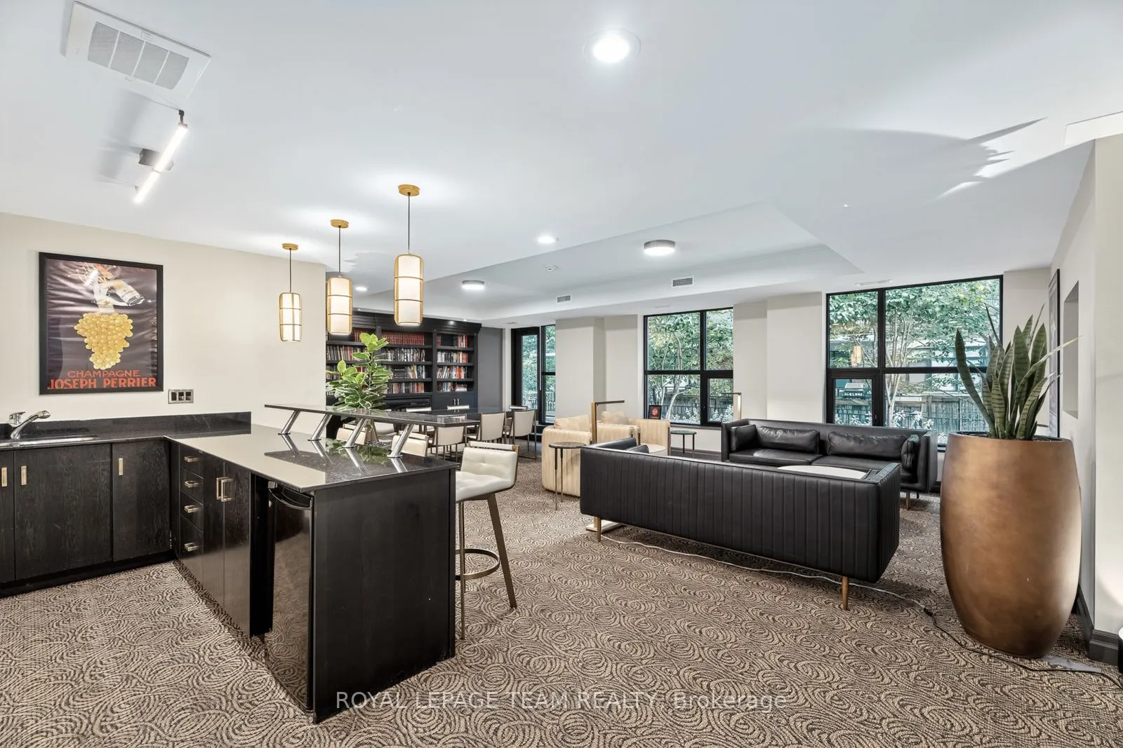 235 Kent Avenue, #1902
