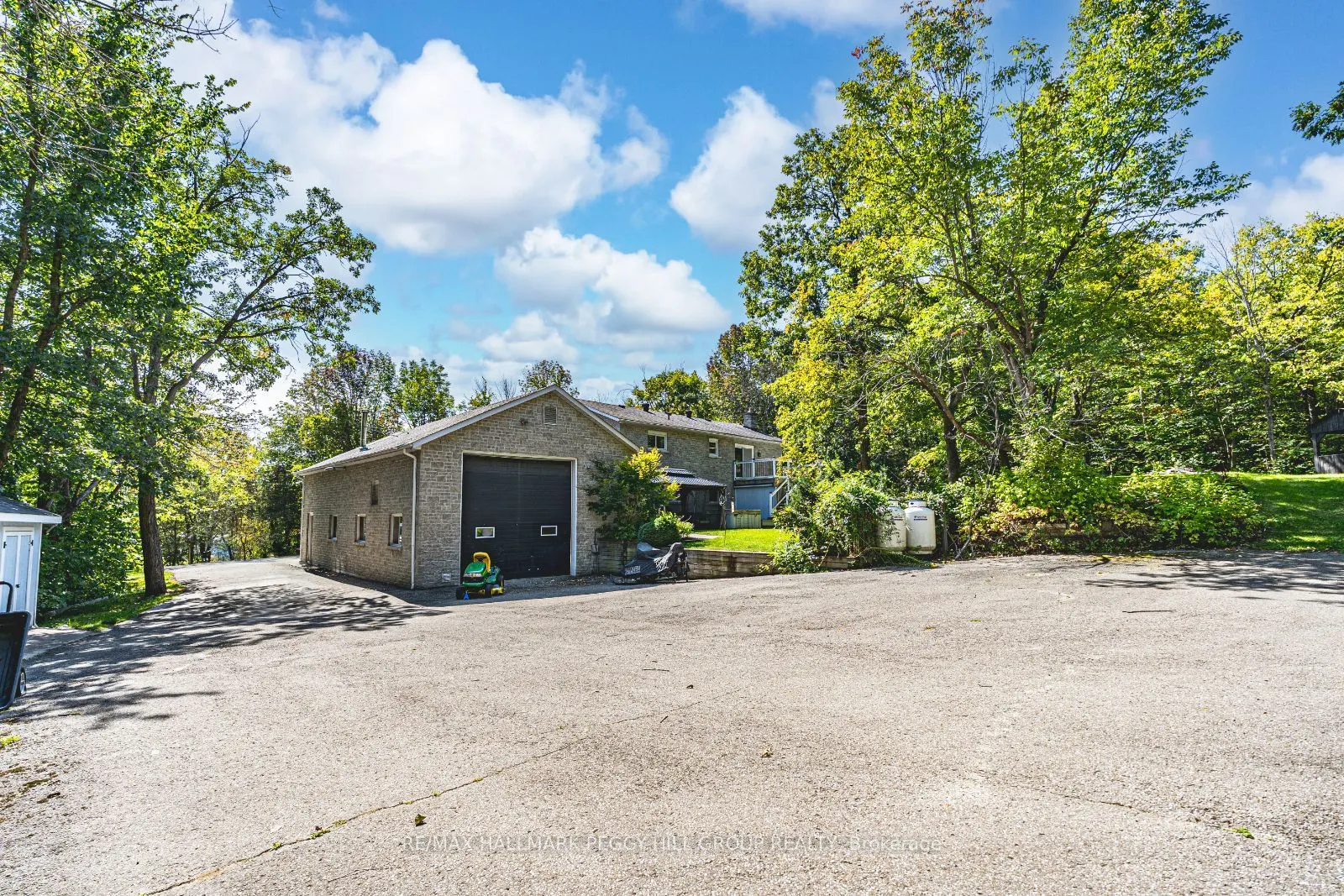106 Musky Bay Road