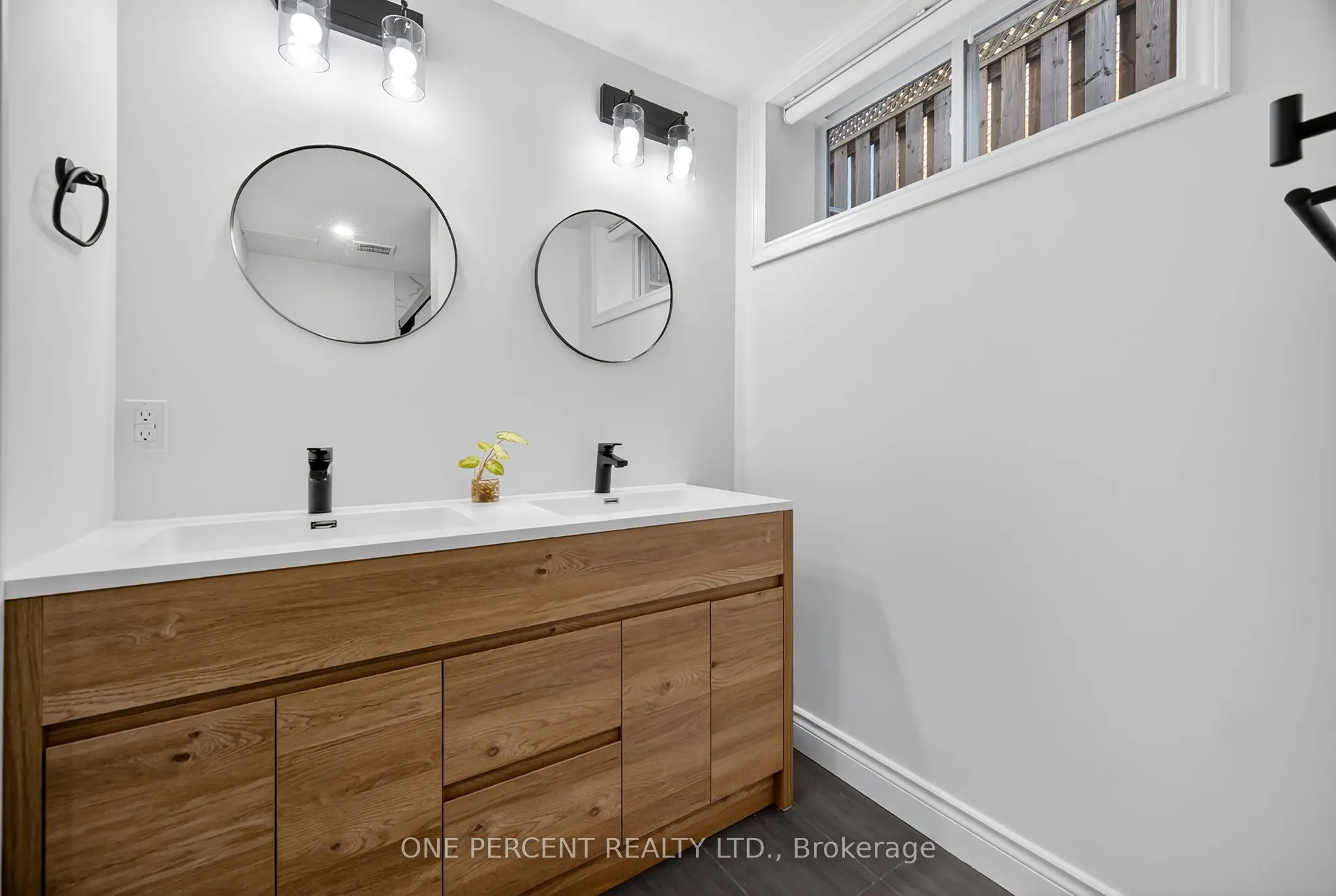 2649 Bateman Trail