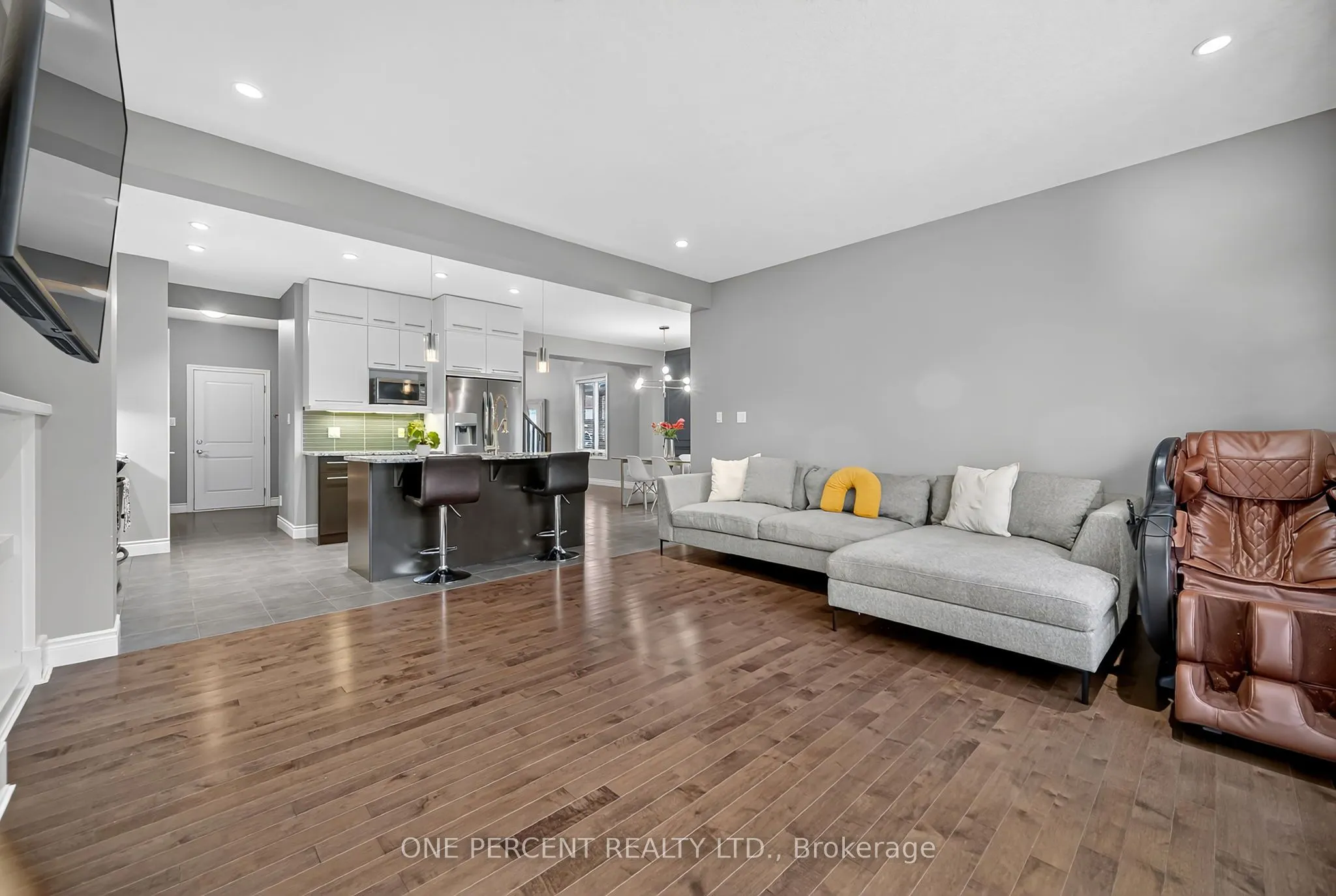 2649 Bateman Trail