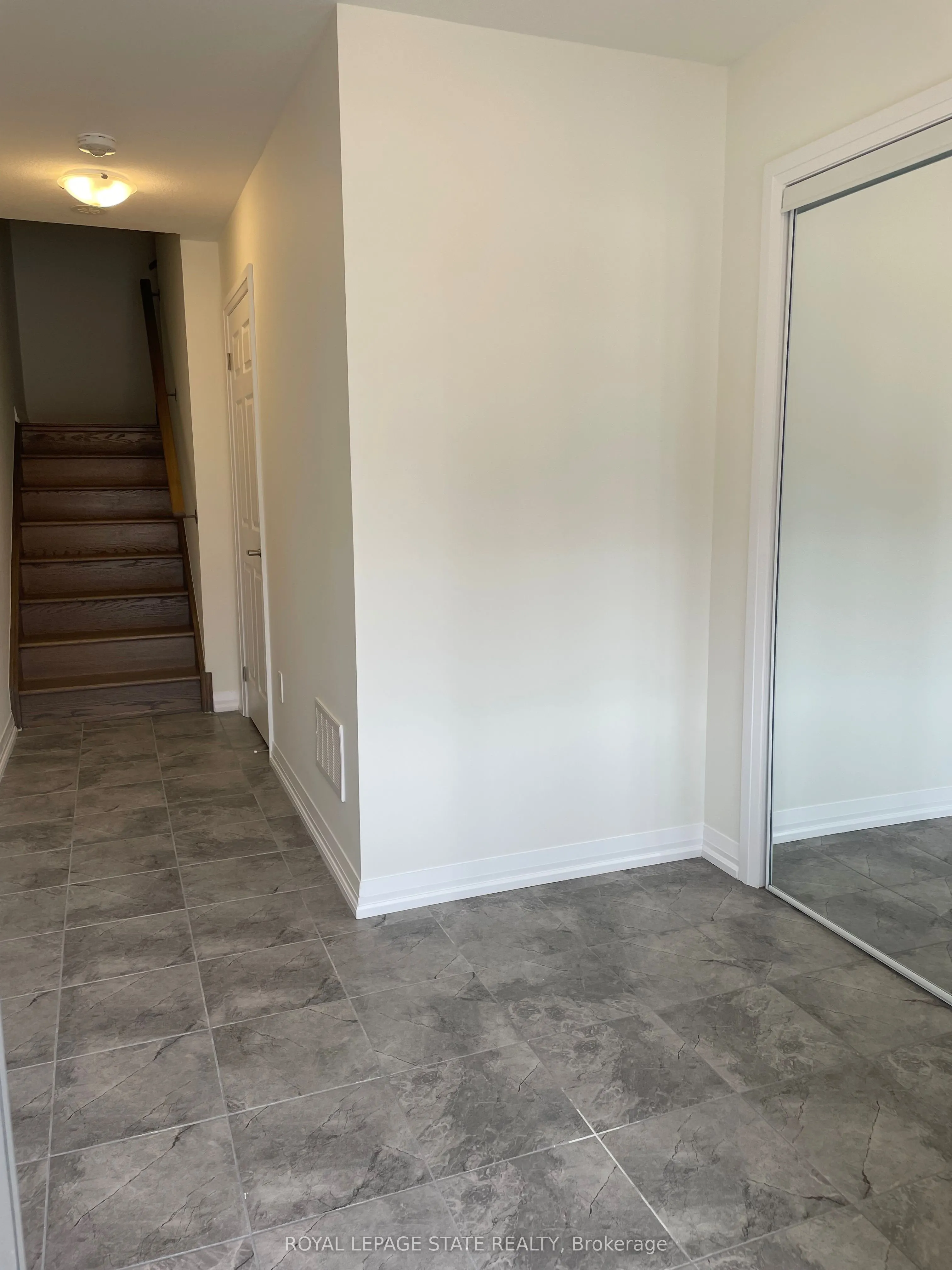 27 St Lawrence Road
