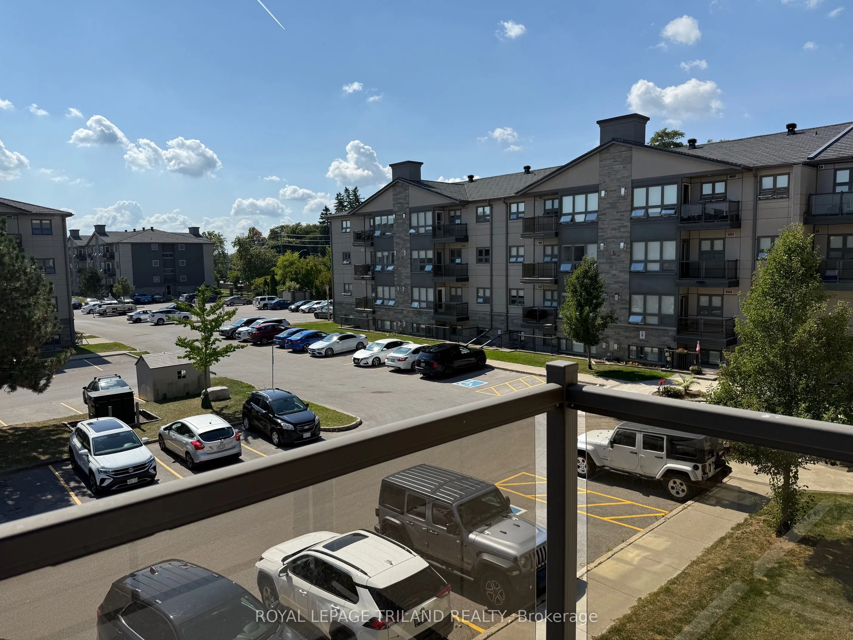 15 Jacksway Crescent, #308