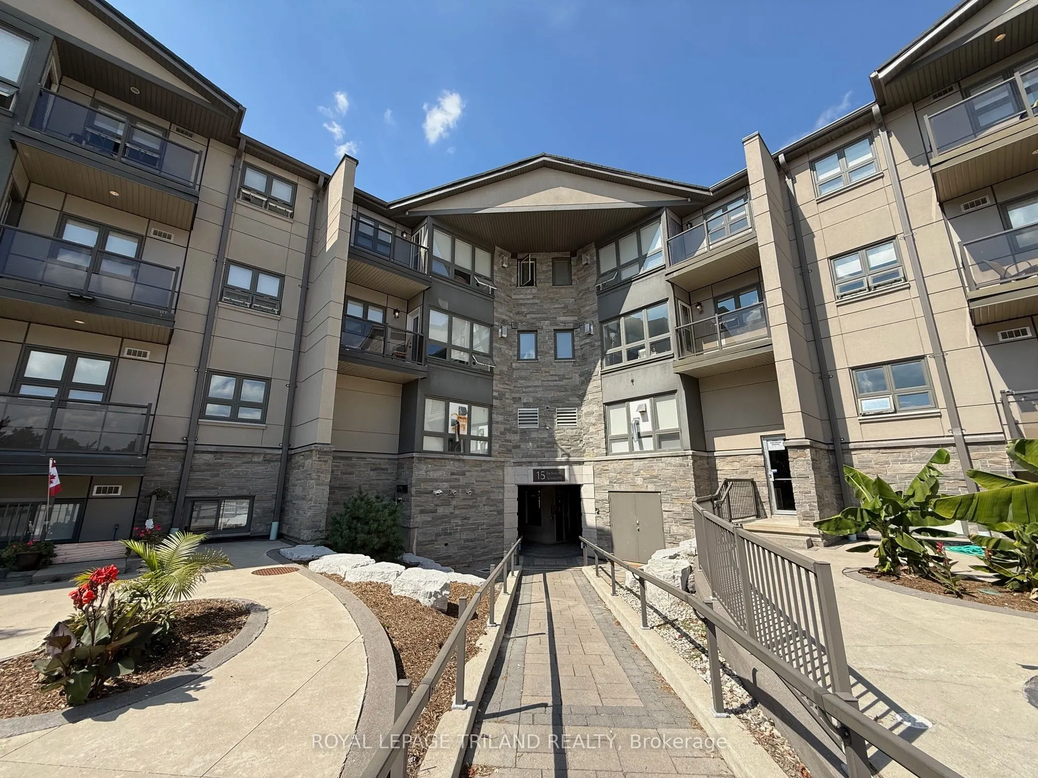 15 Jacksway Crescent, #308
