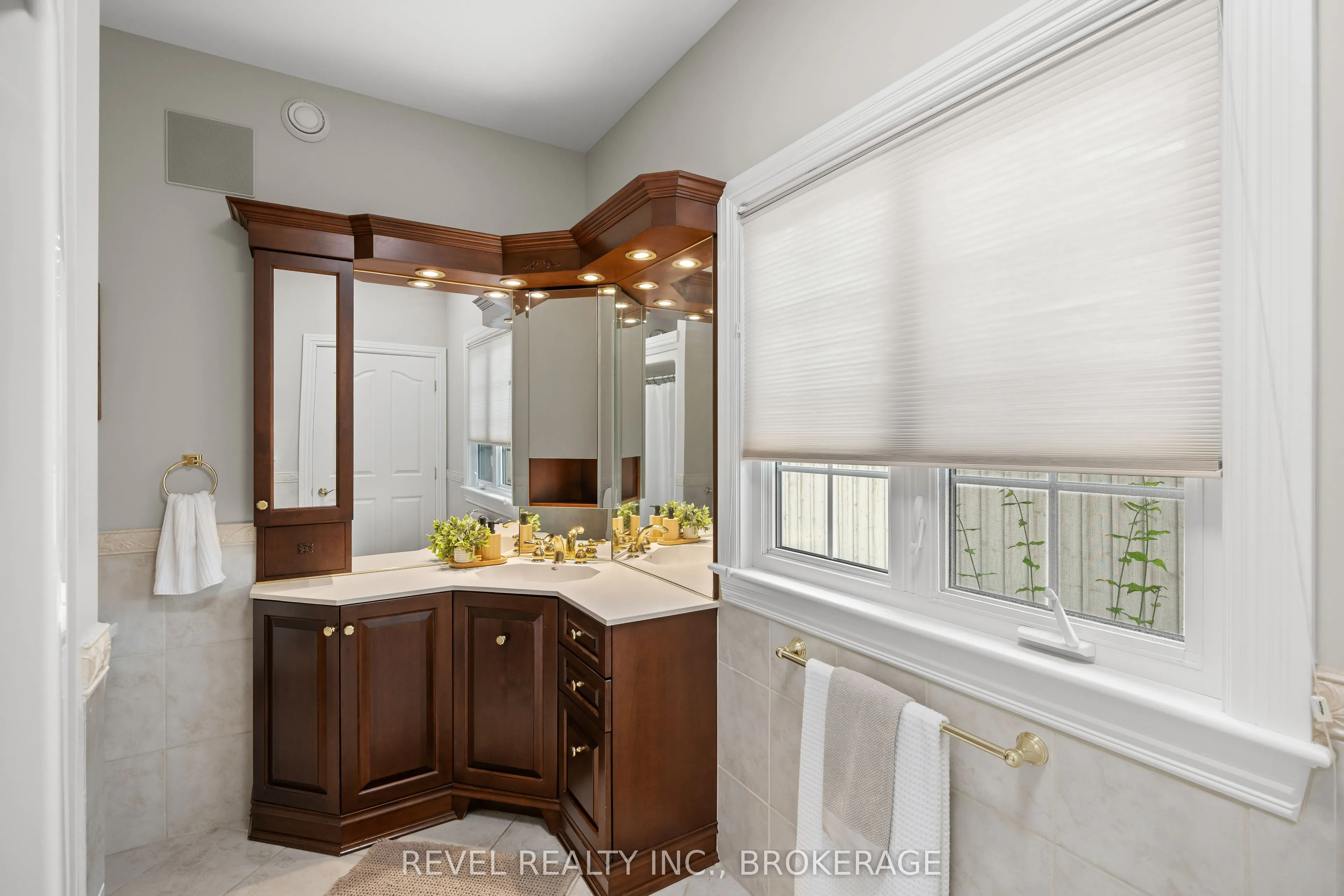 1116 Trailhead Place