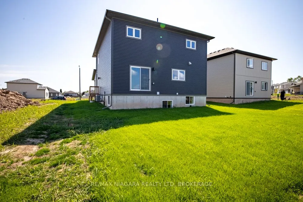 158 Hillcrest Road, #Lower