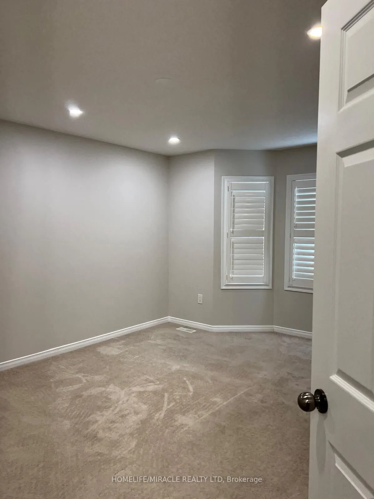 112 Gillespie Drive