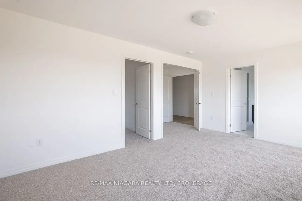 158 Hillcrest Road, #Main