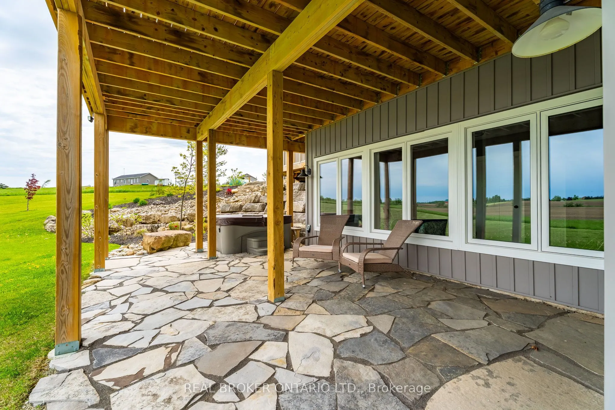 706249 County Road 21