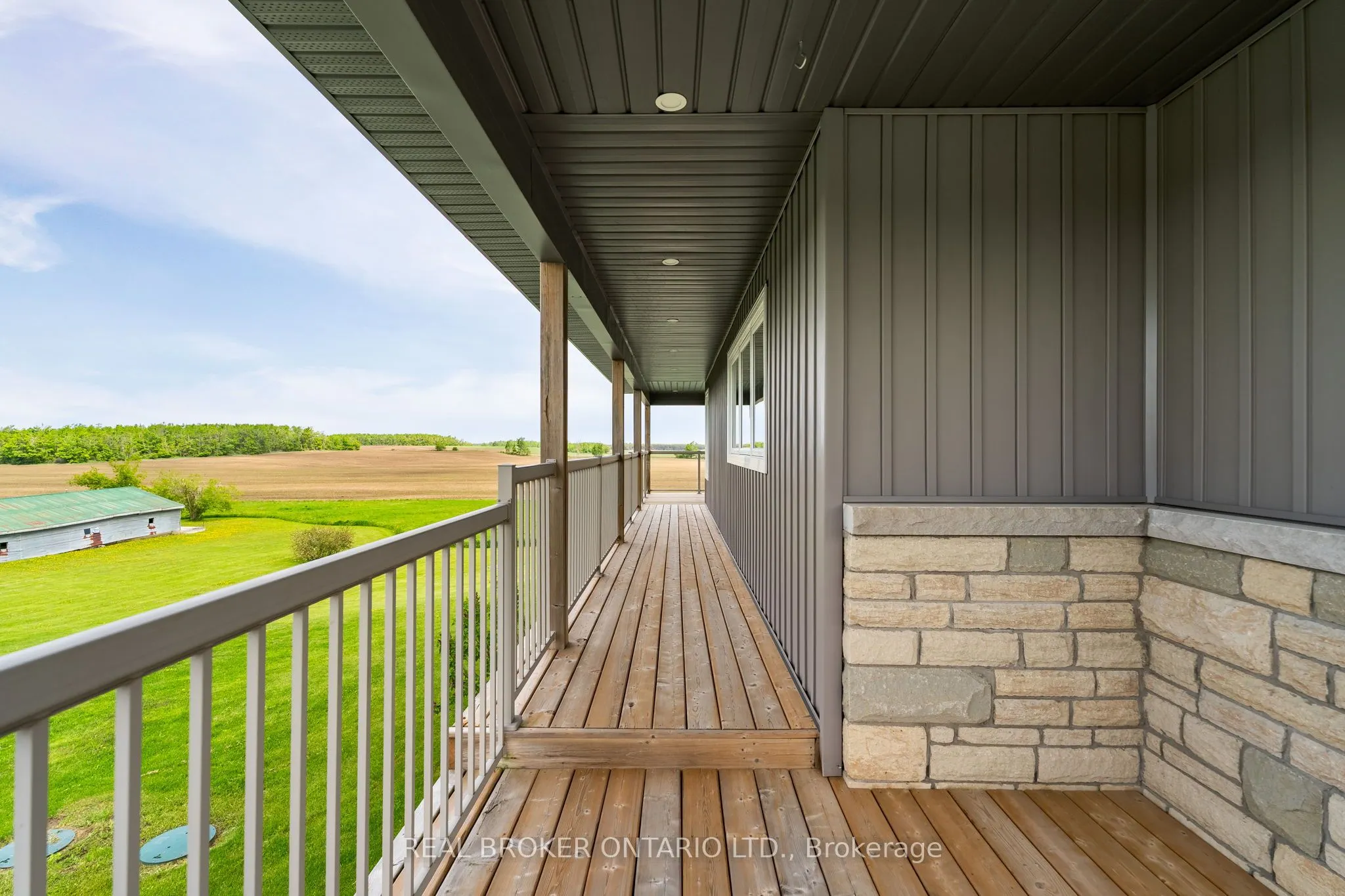 706249 County Road 21