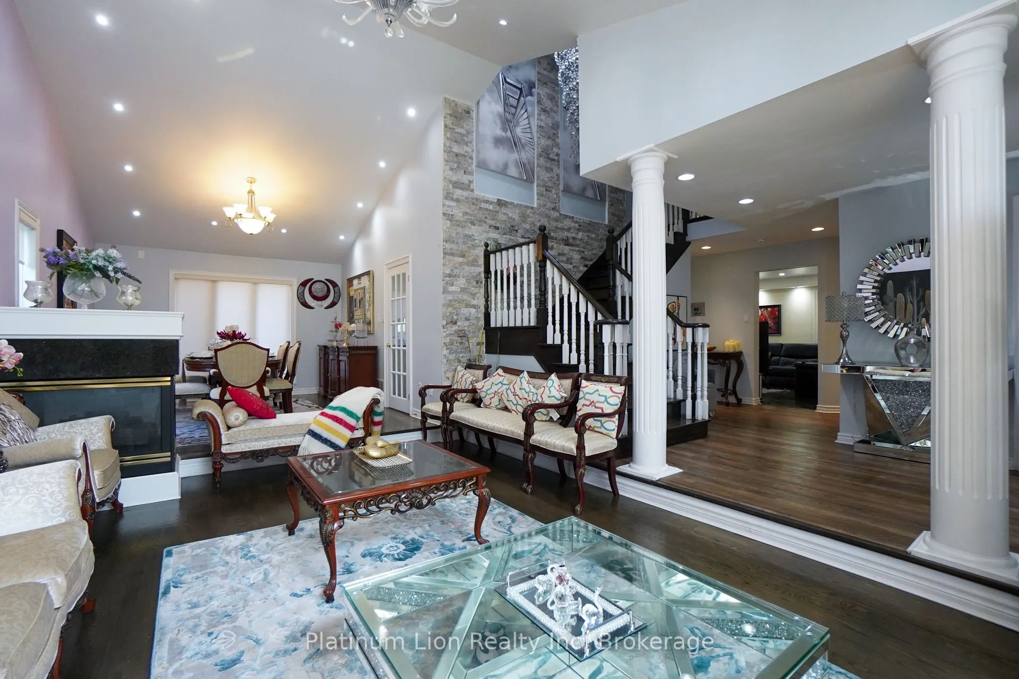 99 Donnici Drive