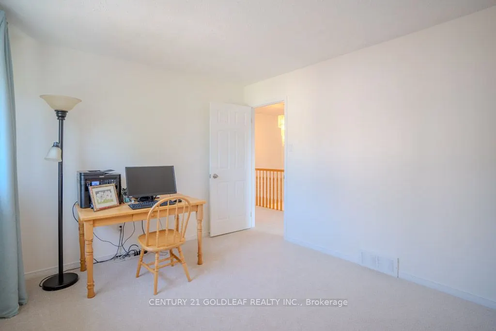 612 Chenier Way