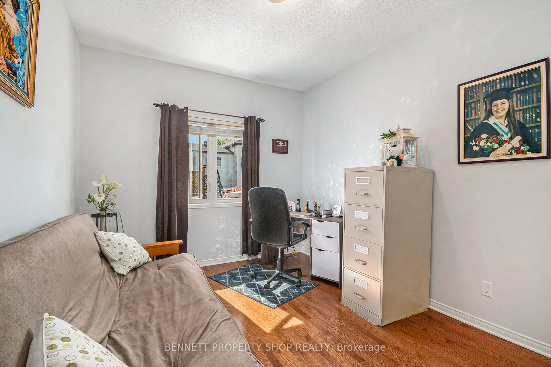 460 Jasper Crescent