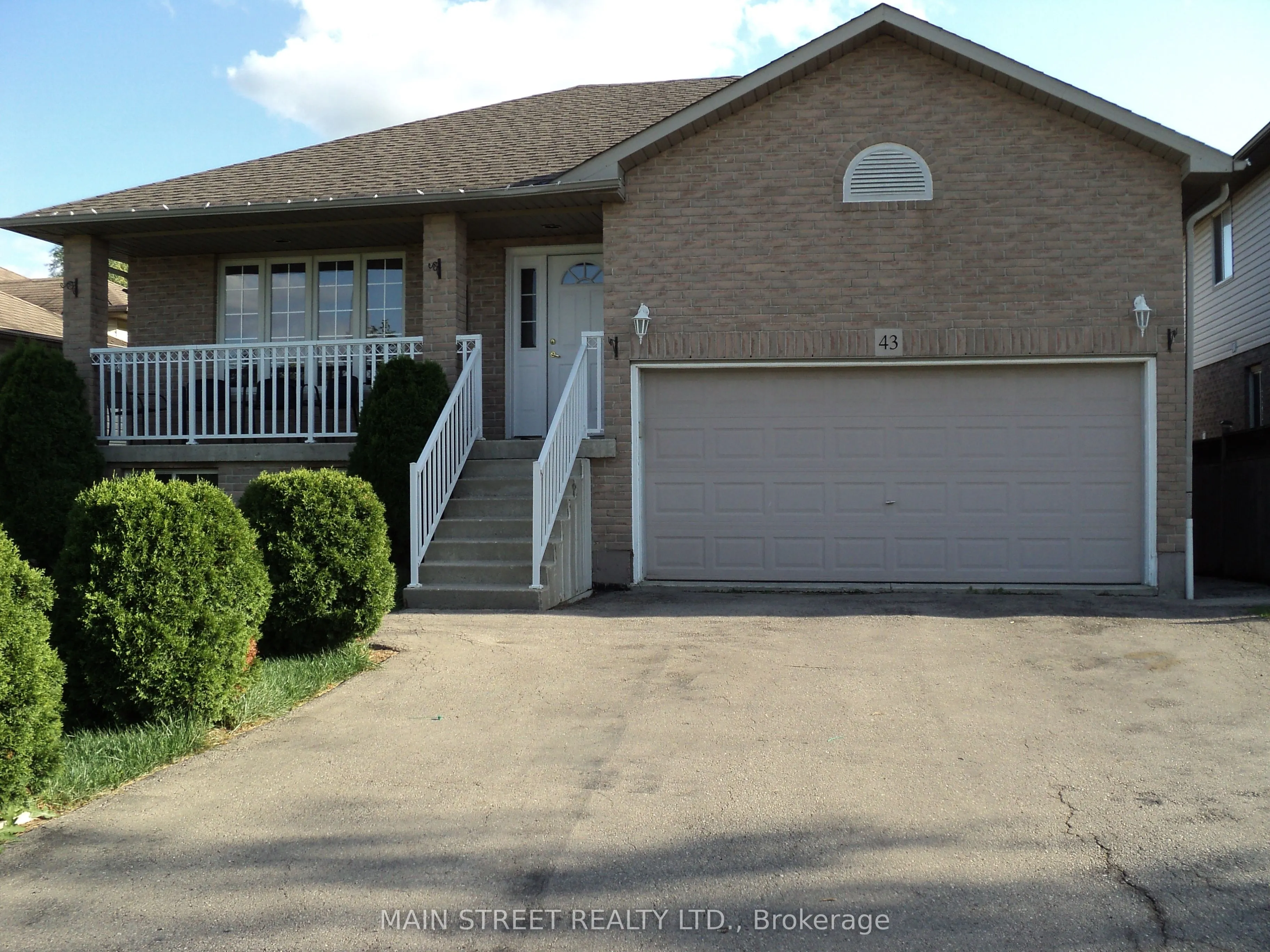 43 Spitfire Drive, #Upper Unit