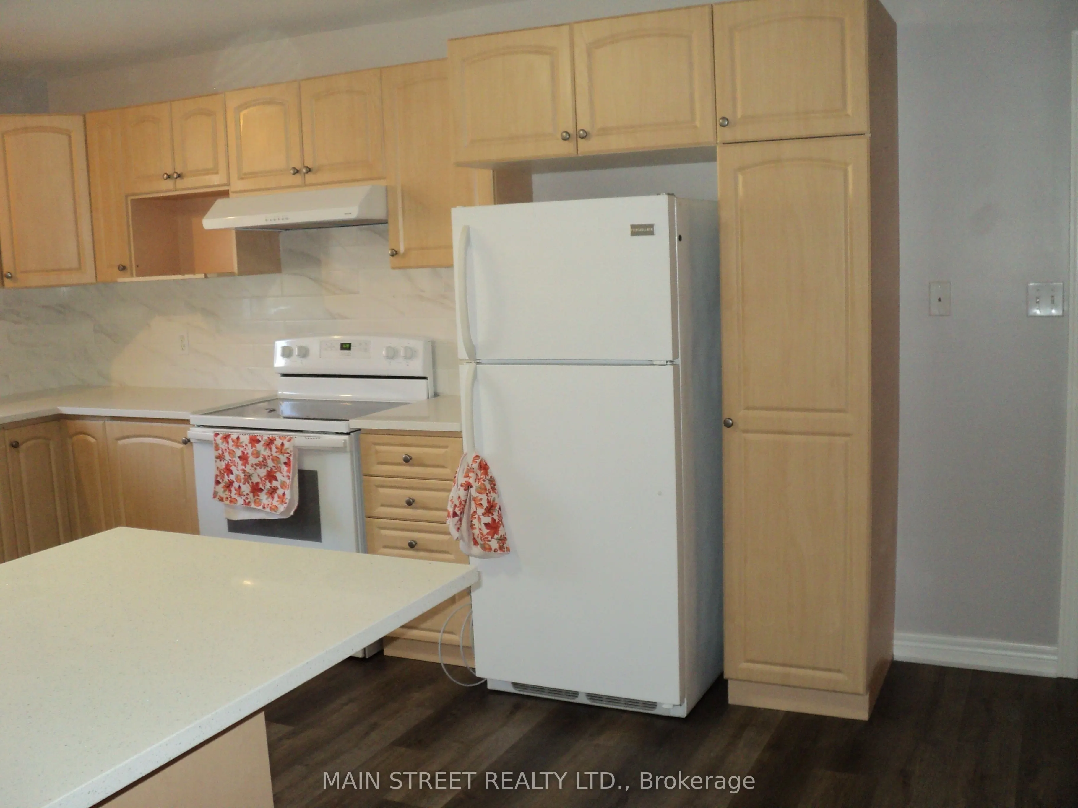43 Spitfire Drive, #Upper Unit