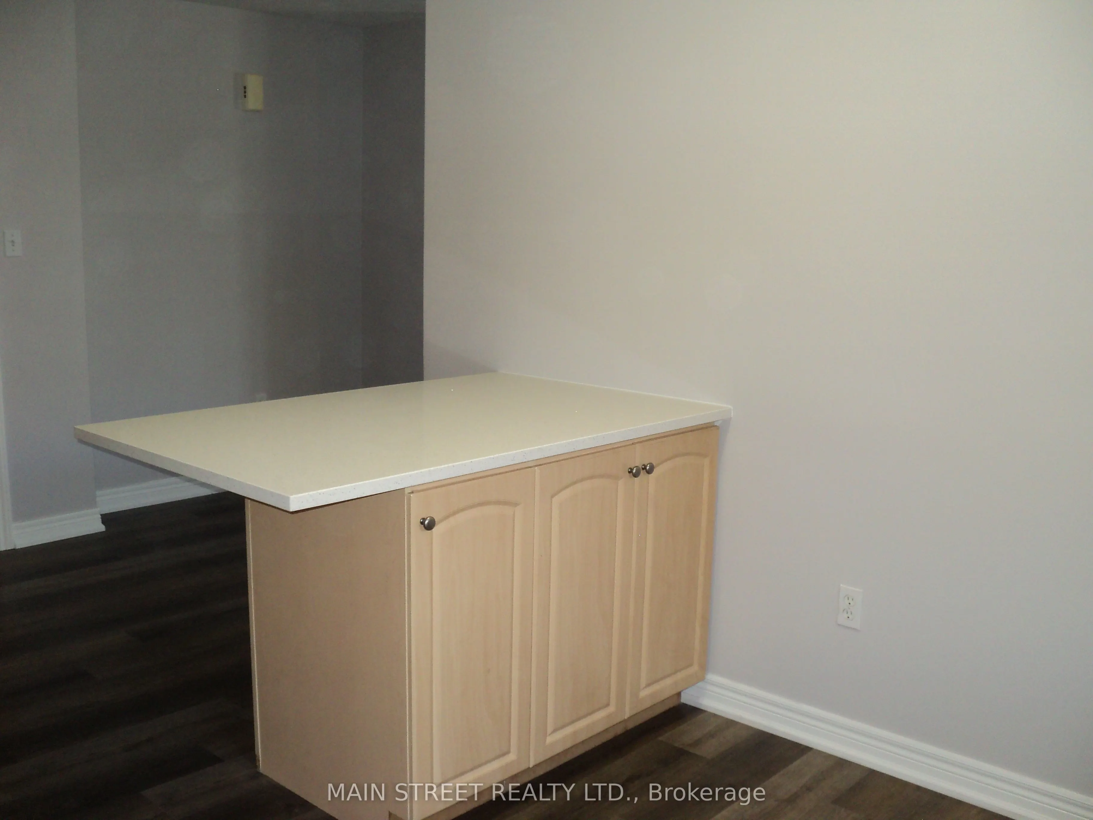 43 Spitfire Drive, #Upper Unit