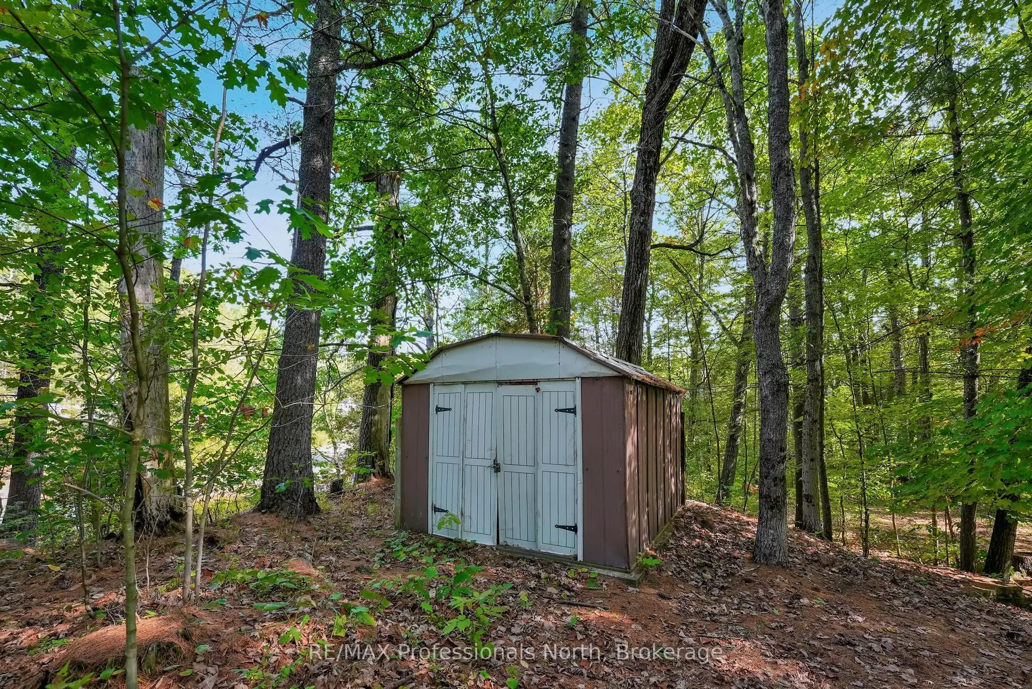 1021 Millwoods Road