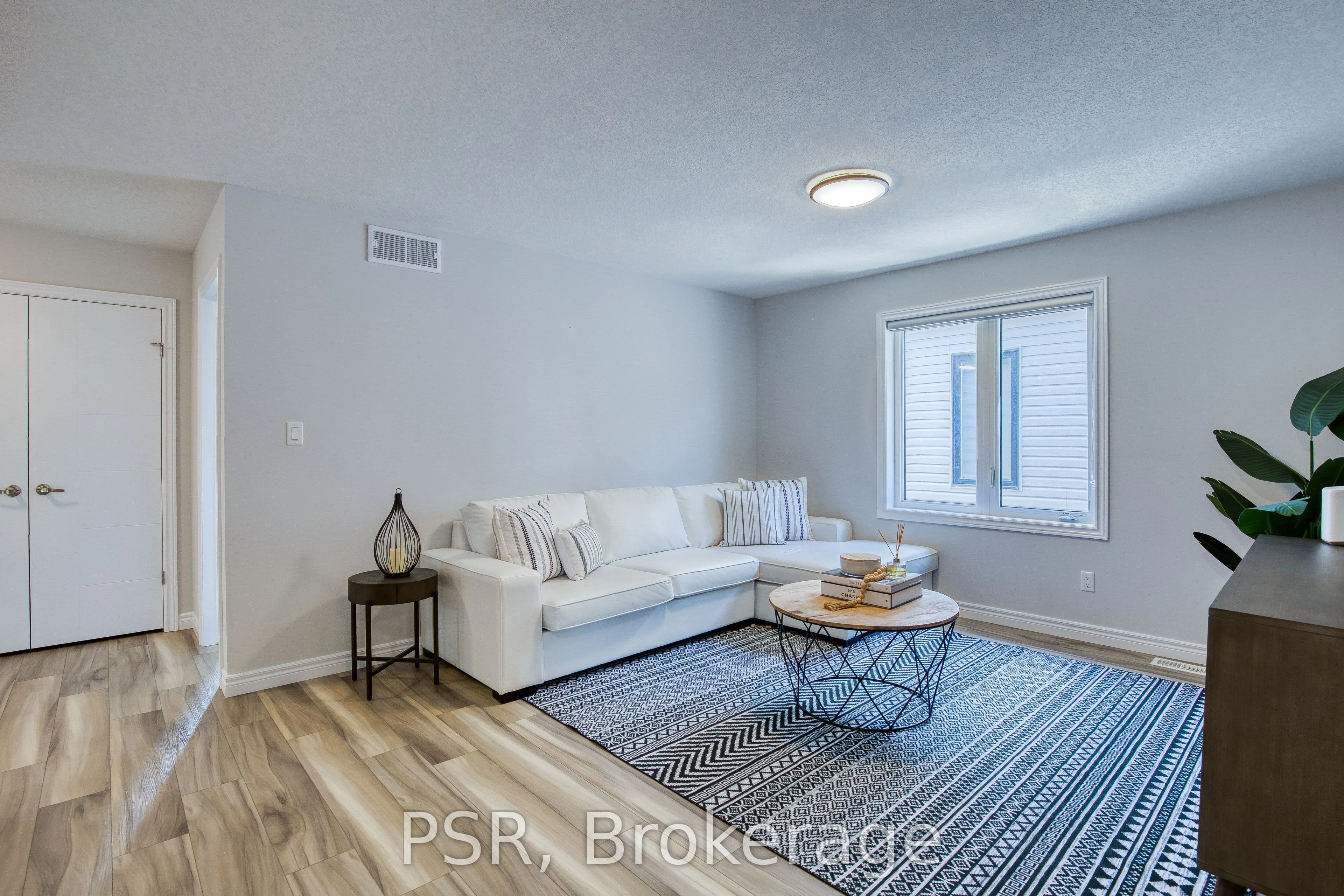 80 Arlington Parkway