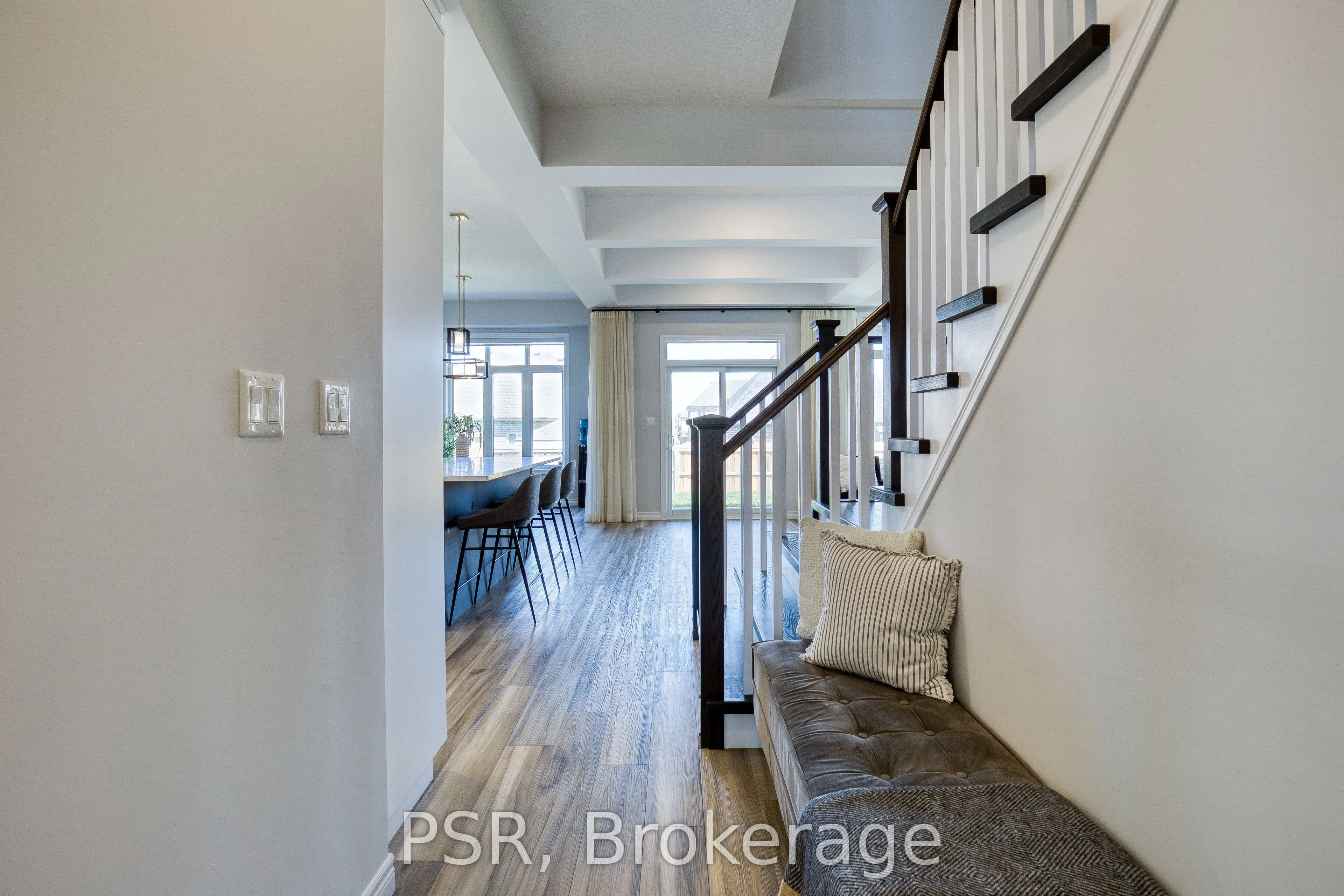 80 Arlington Parkway
