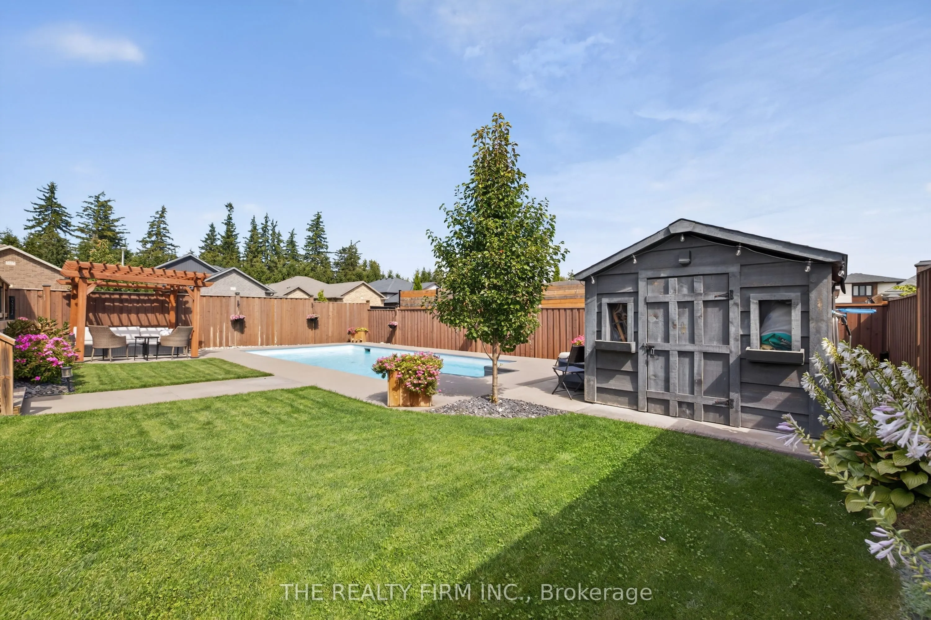 82 Ashby Crescent