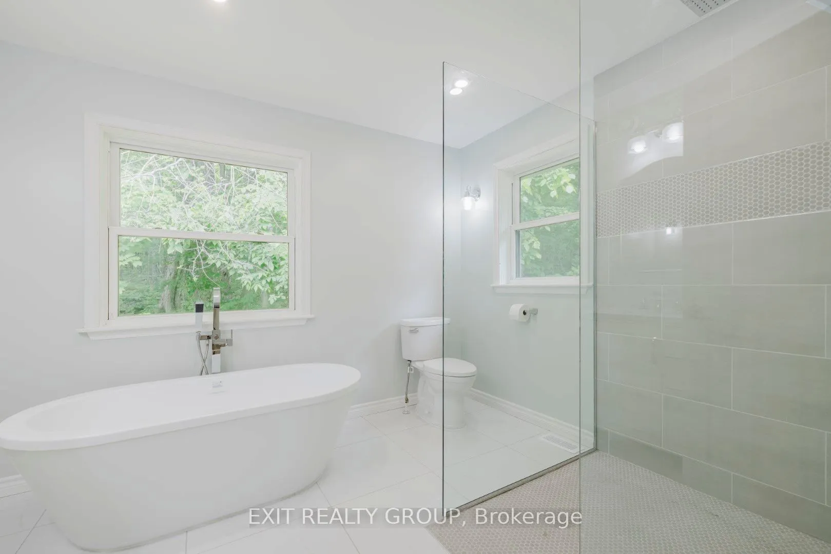 461 Douglas Road