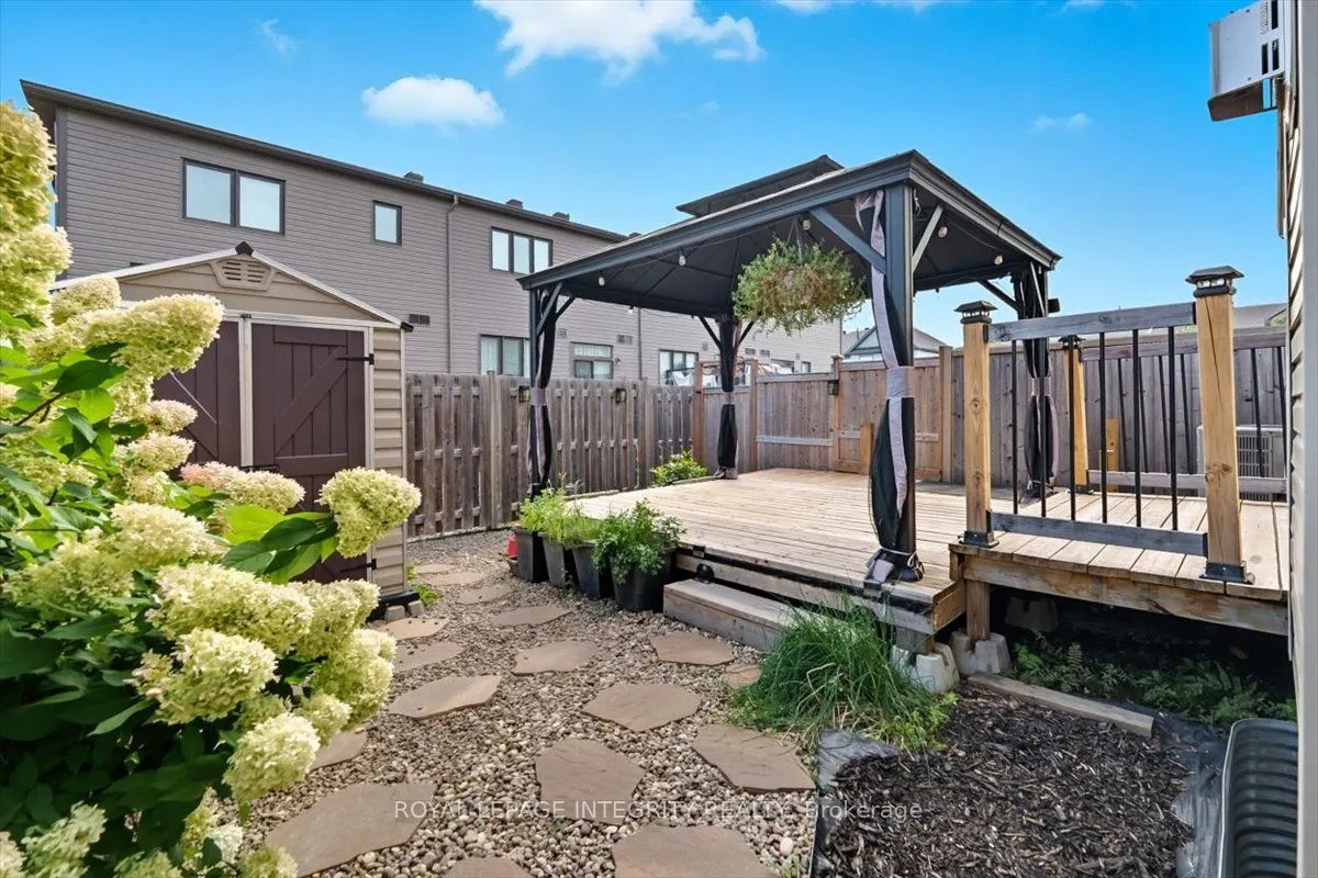 707 Des Aubepines Drive