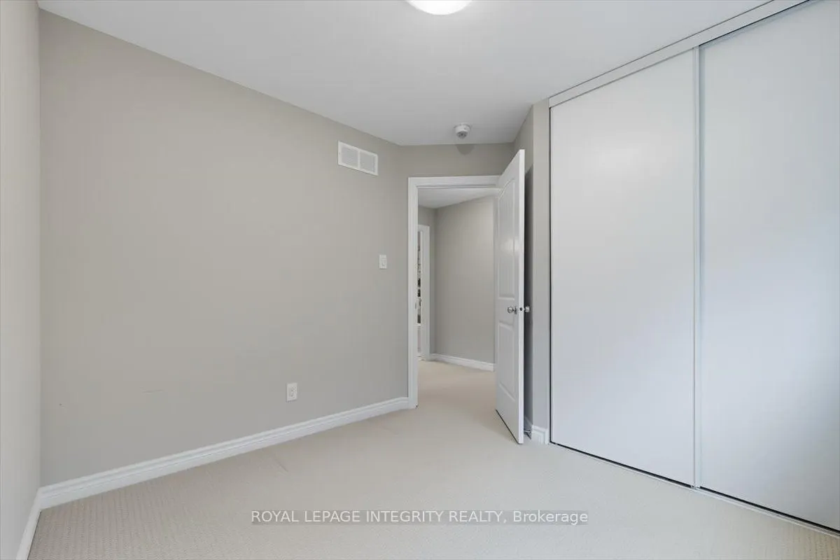 707 Des Aubepines Drive