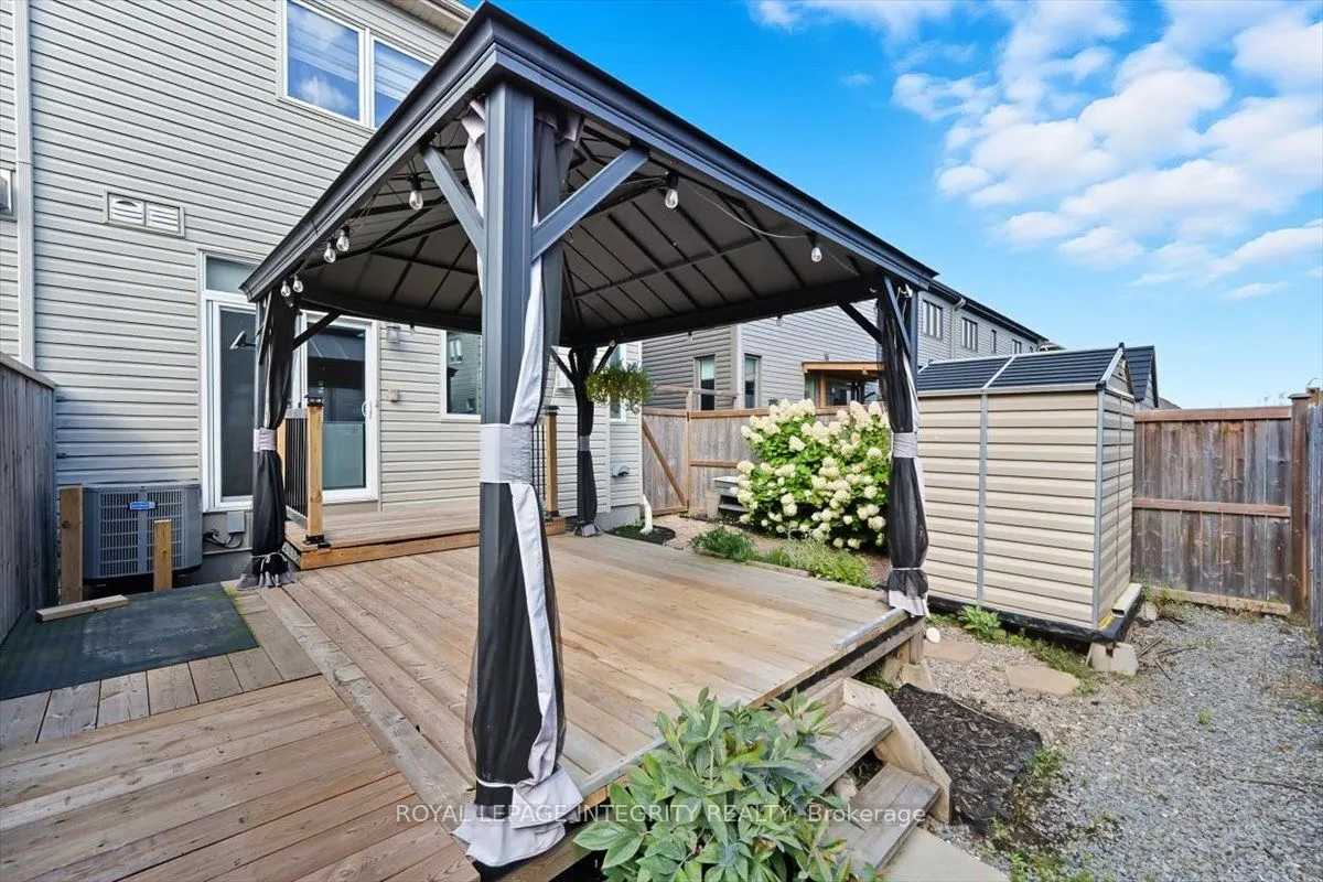 707 Des Aubepines Drive