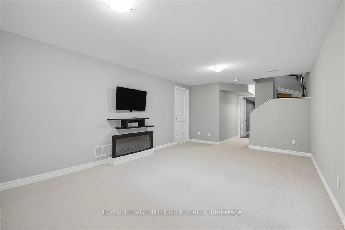 707 Des Aubepines Drive
