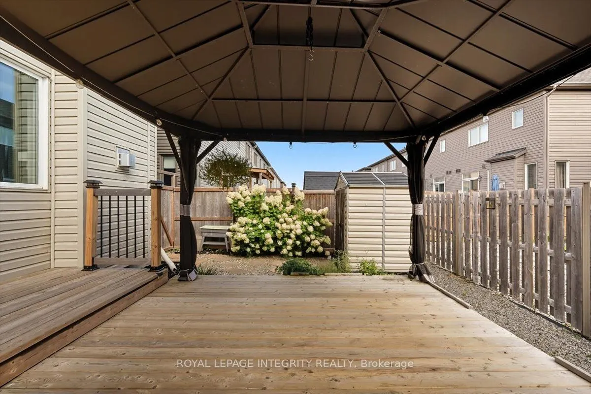 707 Des Aubepines Drive