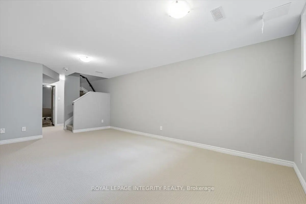 707 Des Aubepines Drive