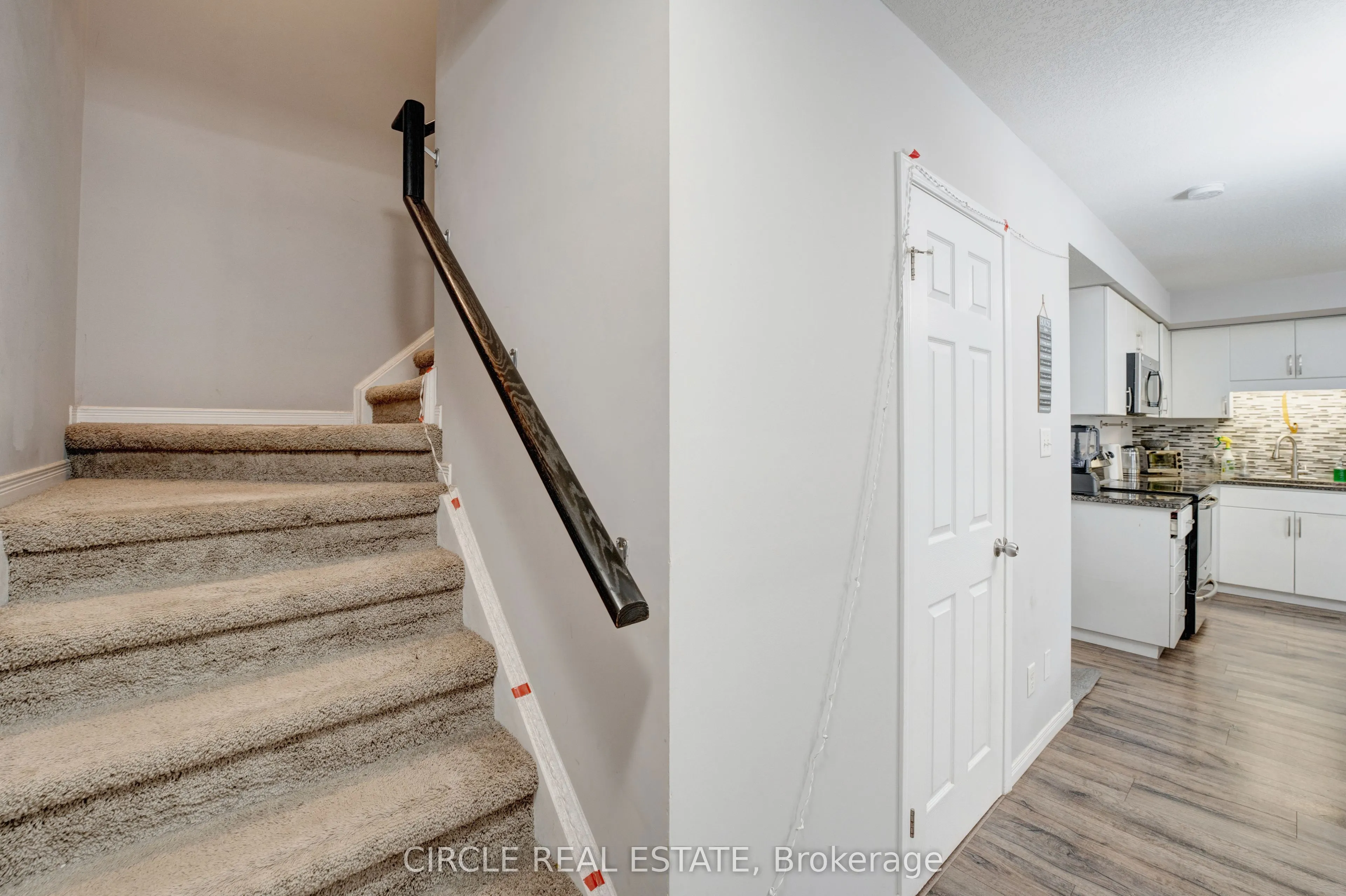 255 Maitland Street, #3H
