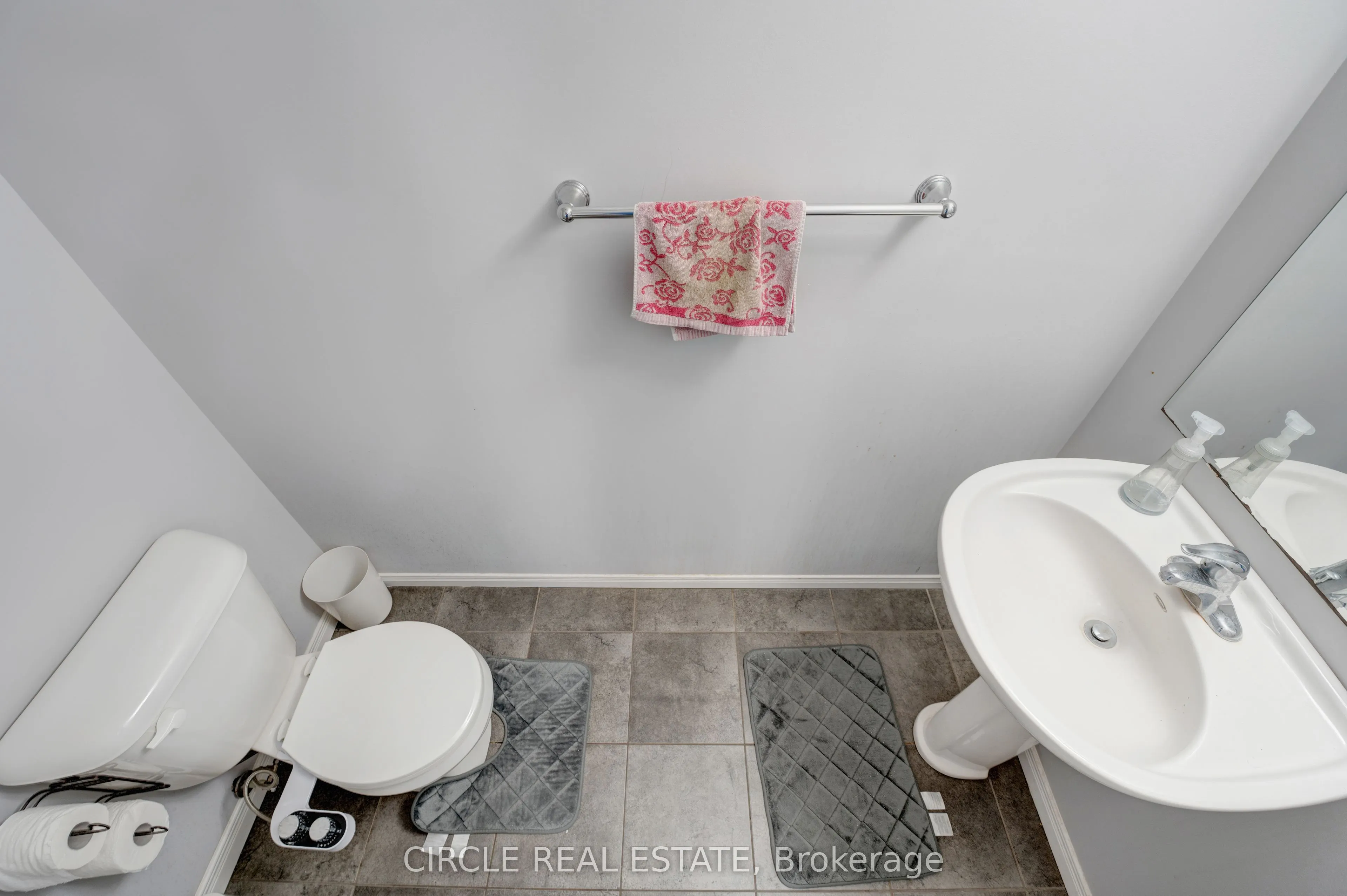 255 Maitland Street, #3H