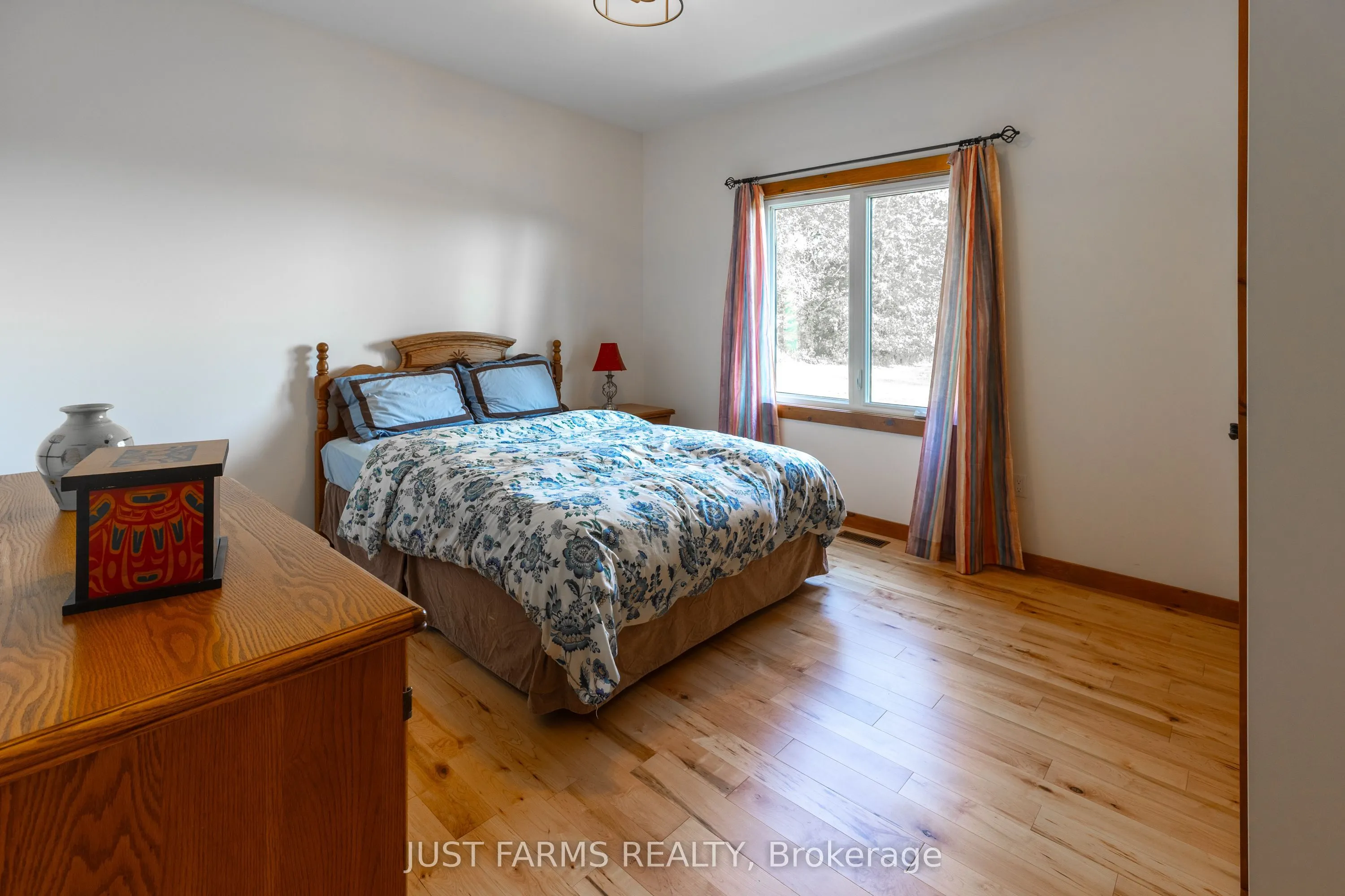 22889 Talbot Line