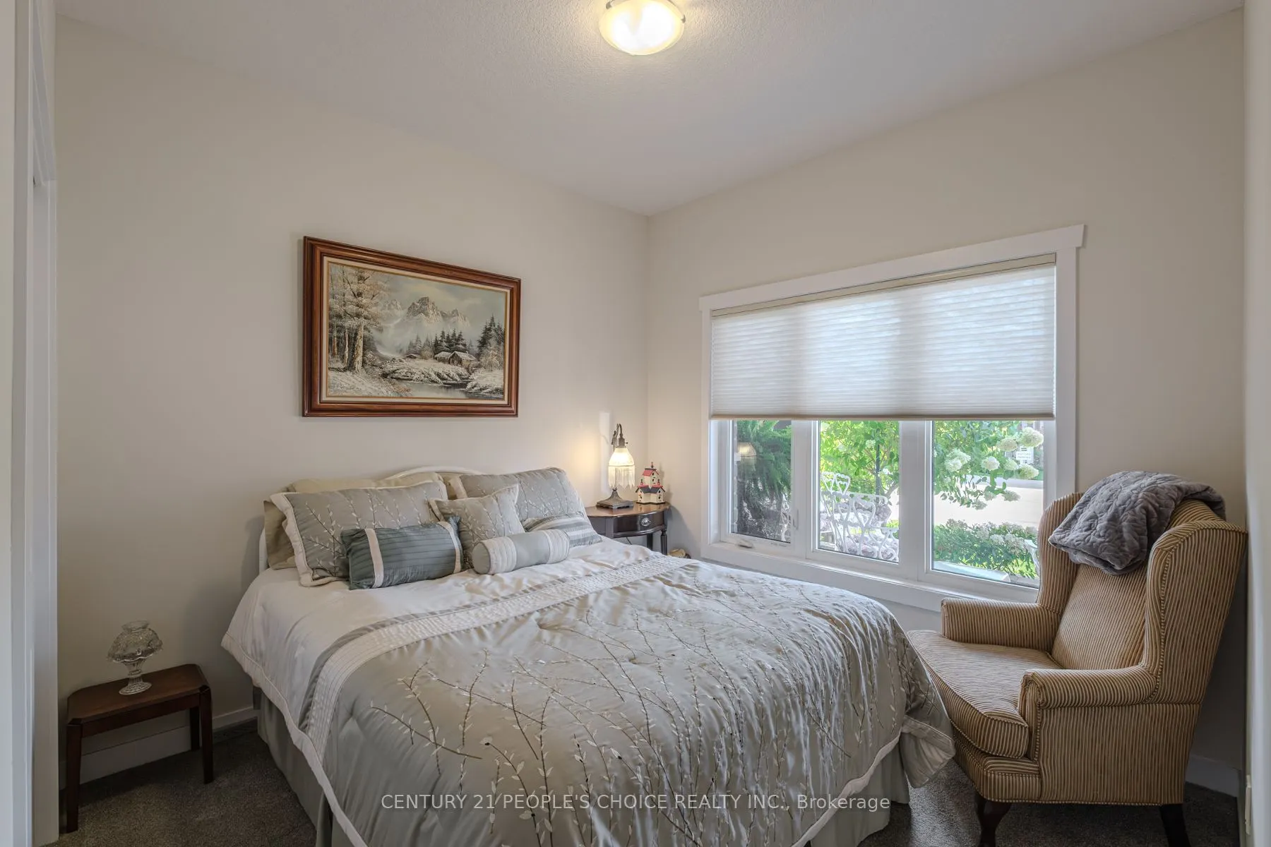 12 Brookfield Lane