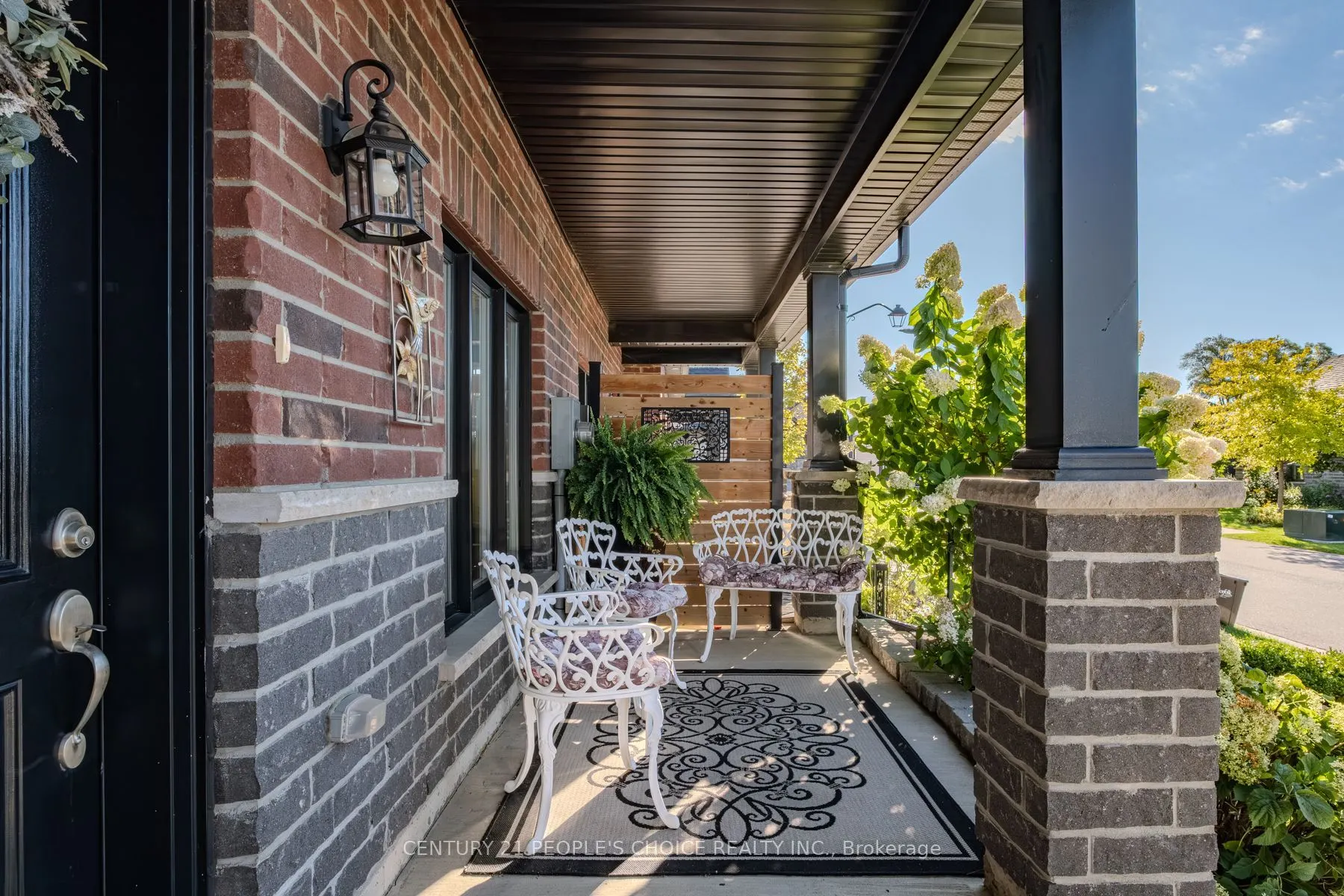 12 Brookfield Lane