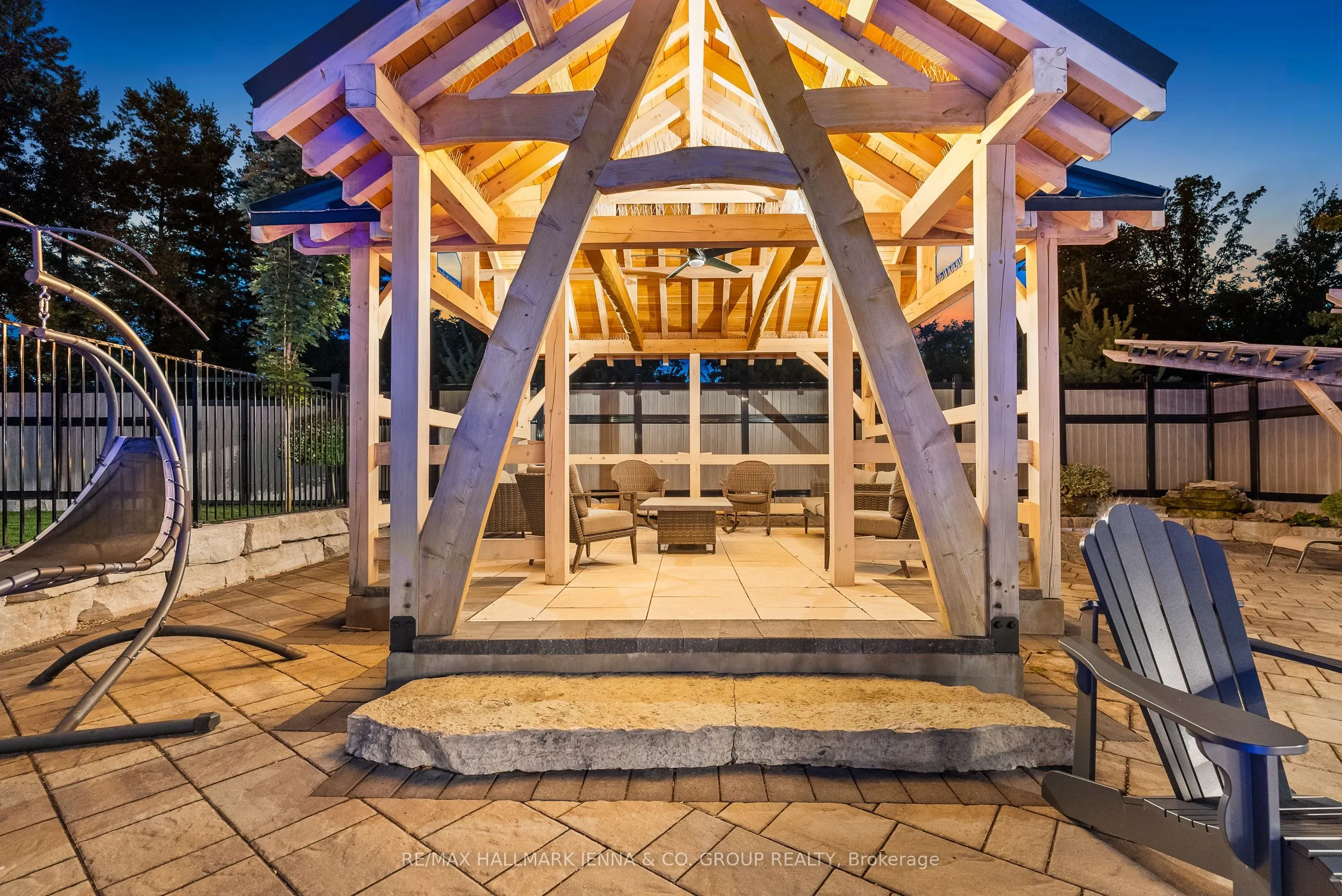 6577 Michelangelo Court