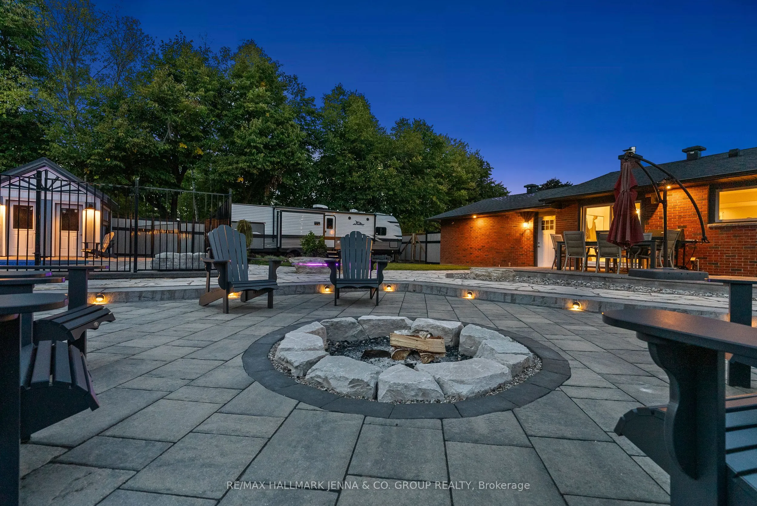 6577 Michelangelo Court