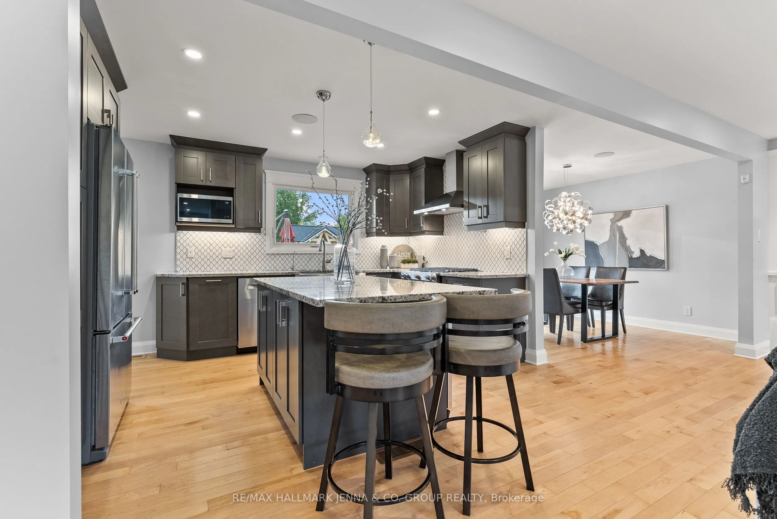 6577 Michelangelo Court