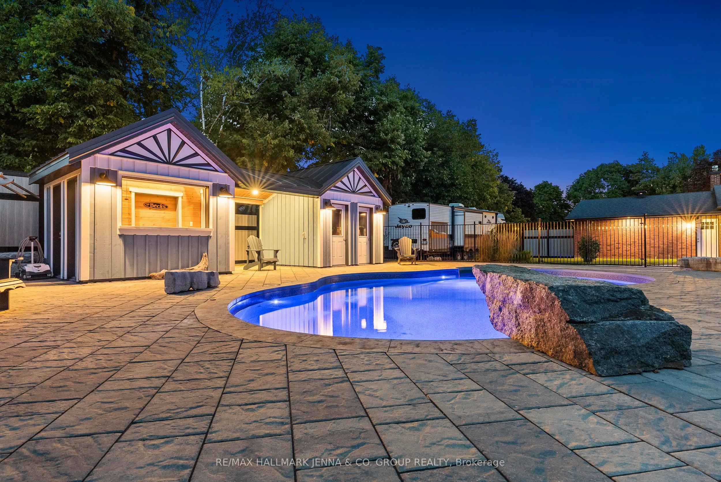 6577 Michelangelo Court