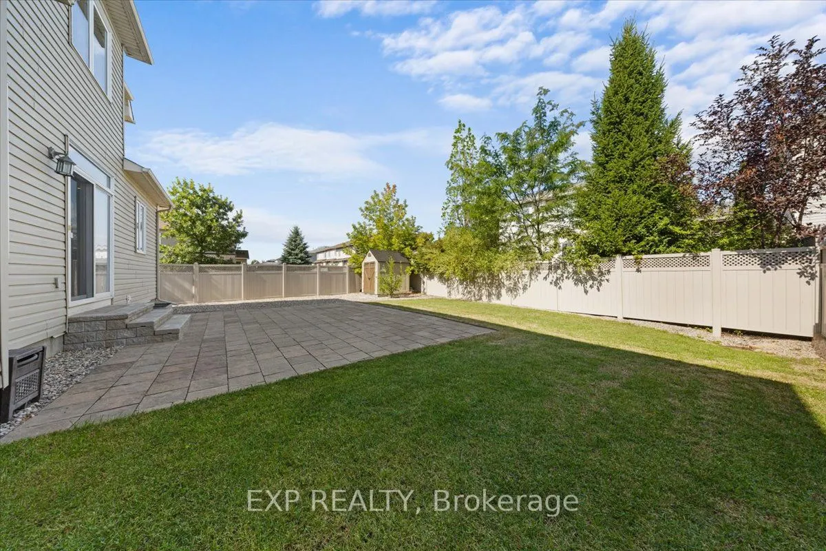 300 Grayburn Way
