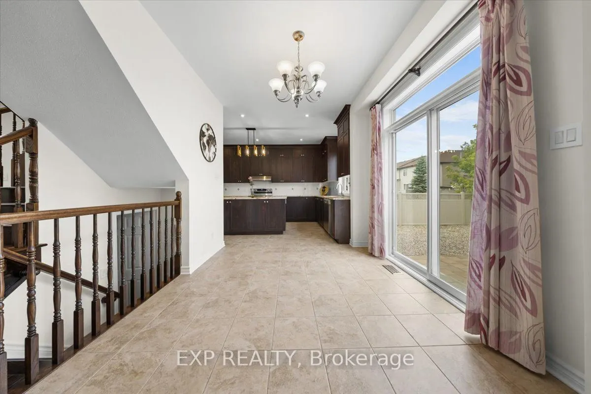 300 Grayburn Way