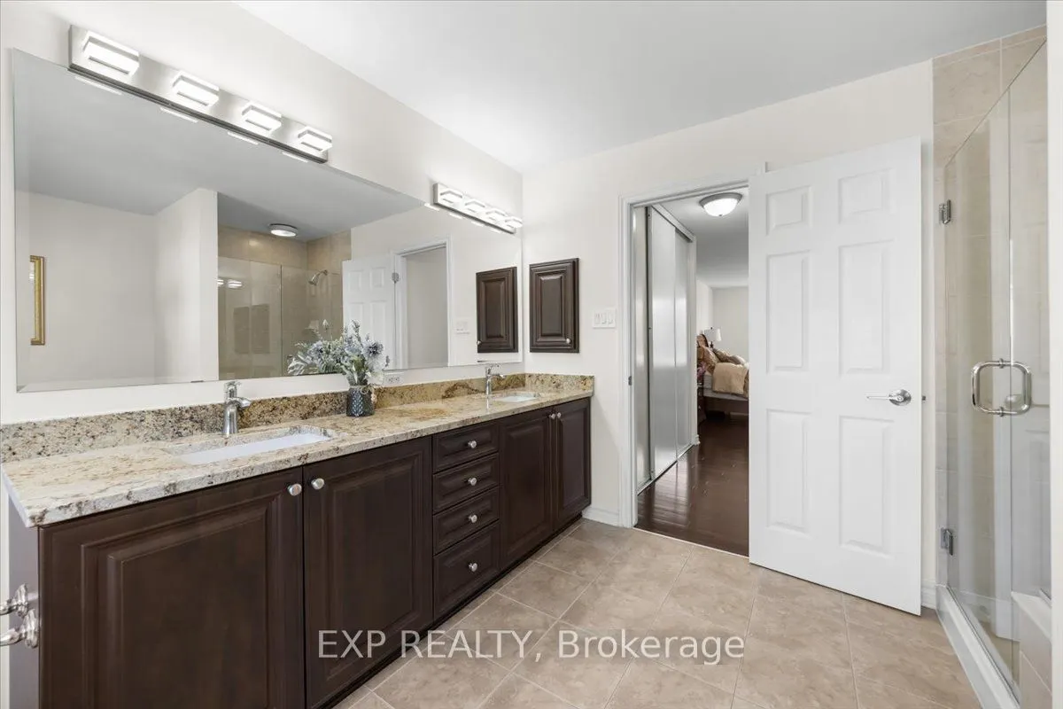 300 Grayburn Way