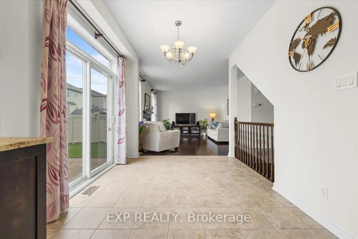 300 Grayburn Way