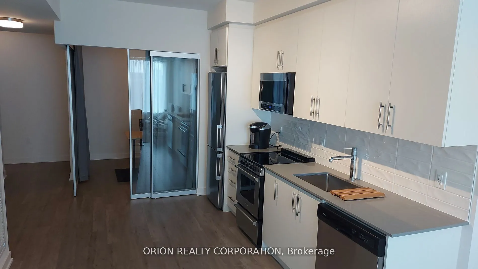 212 King William Street, #601