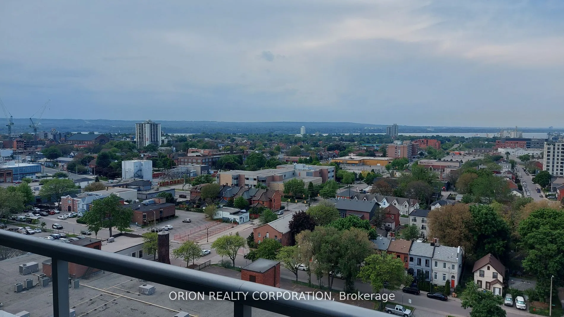 212 King William Street, #601