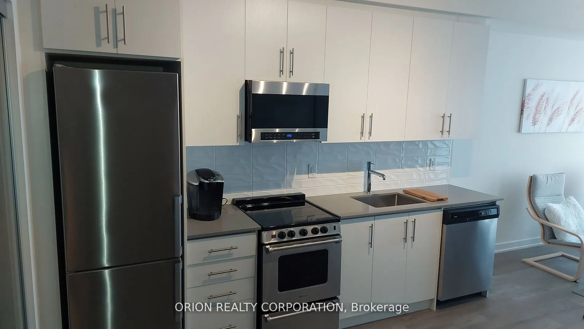 212 King William Street, #601